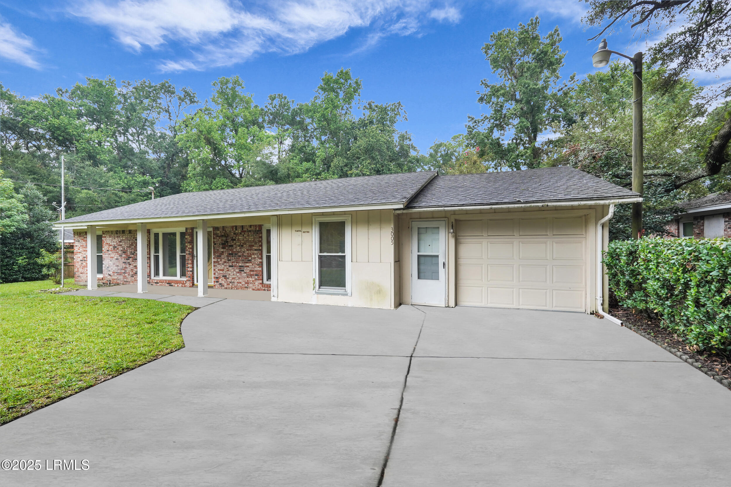 3005 Hodge Drive