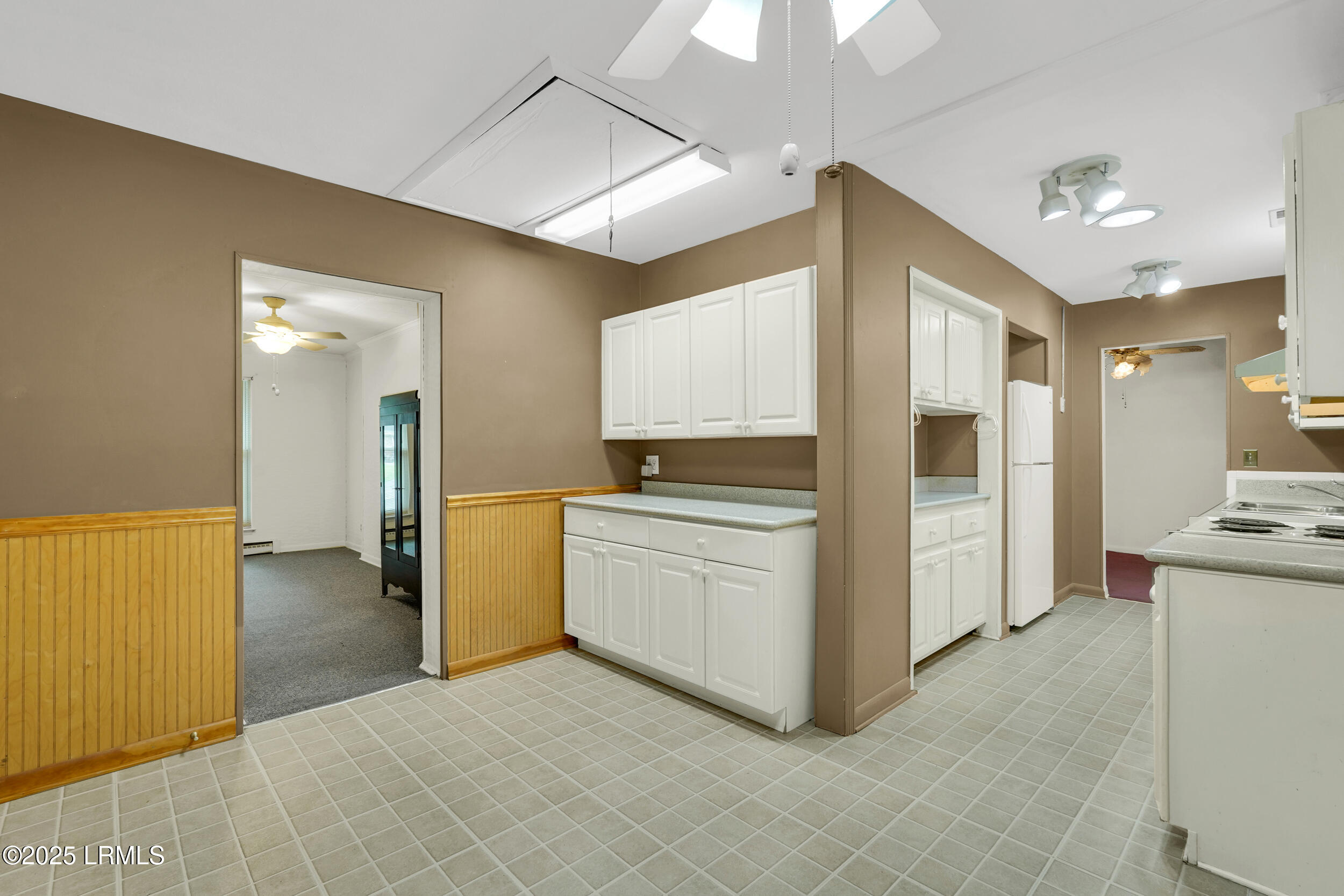 3005 Hodge Drive