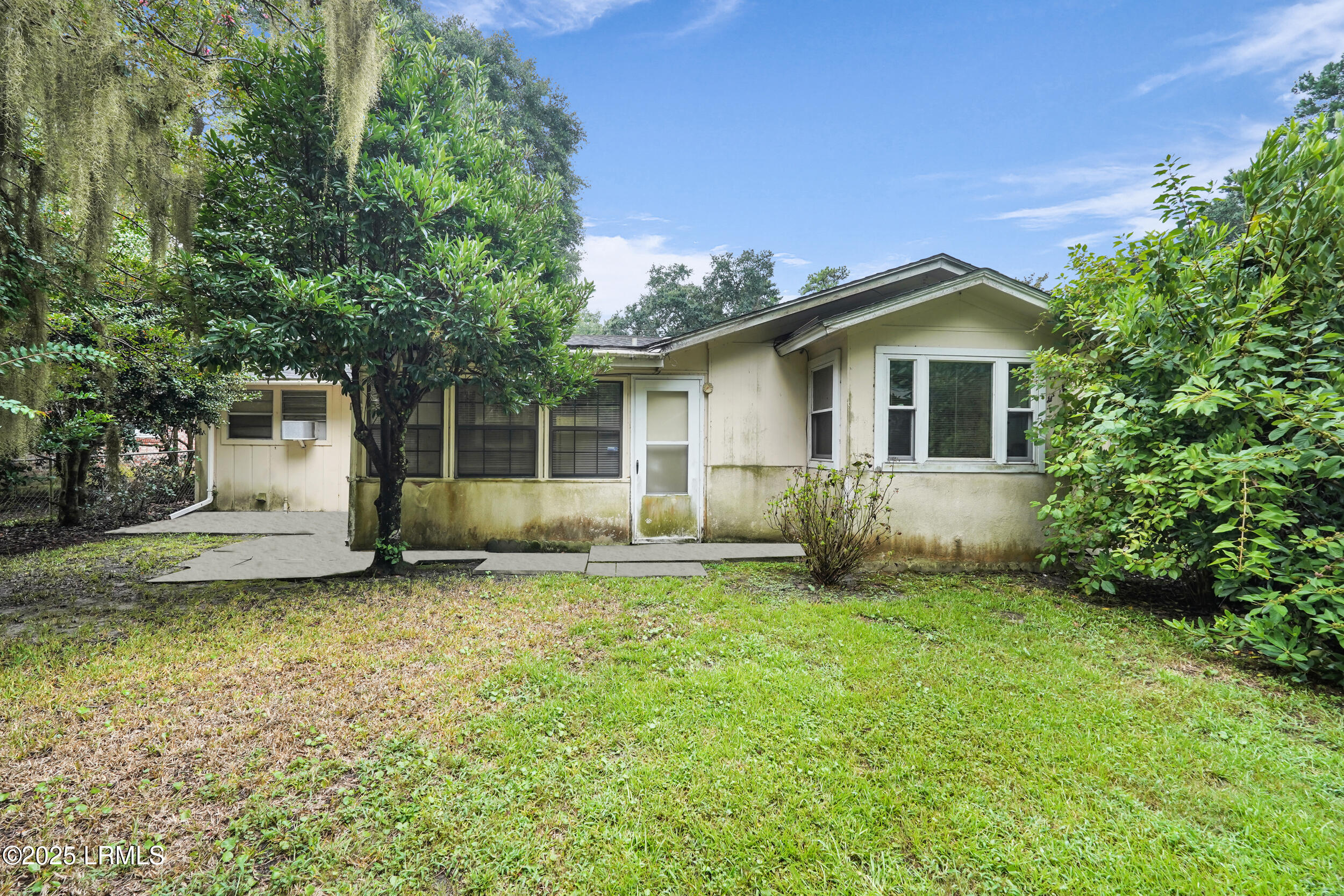 3005 Hodge Drive