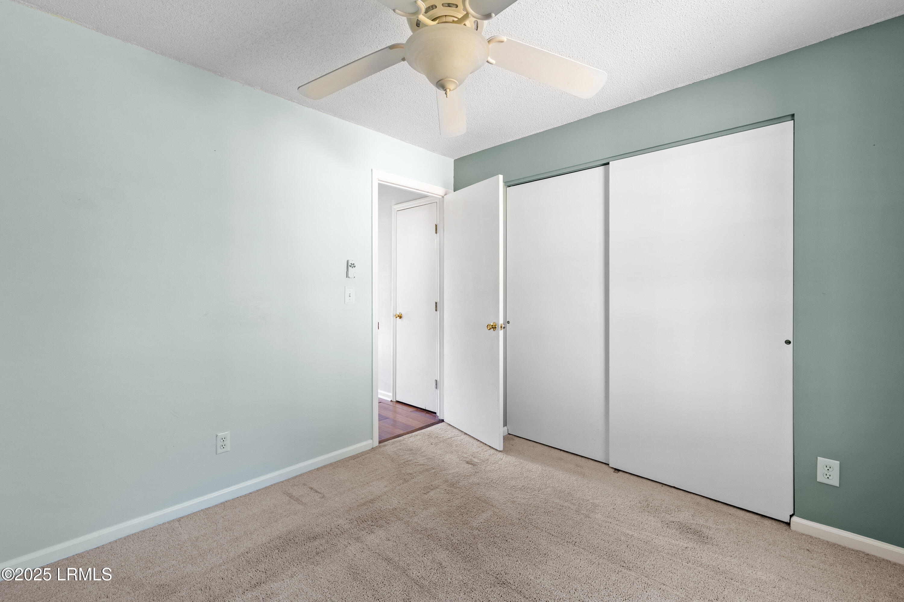 1 Irongate Drive