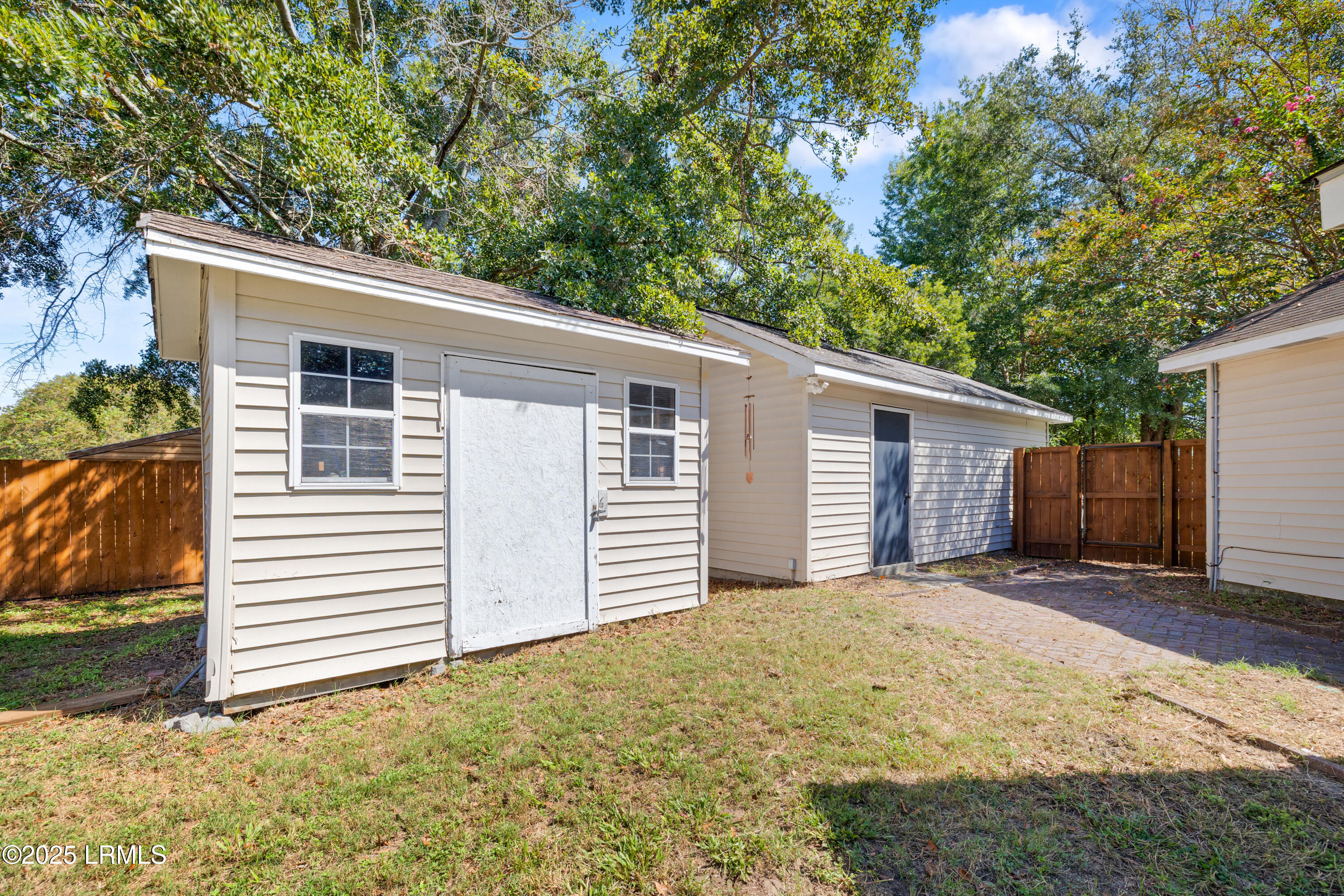 1 Irongate Drive