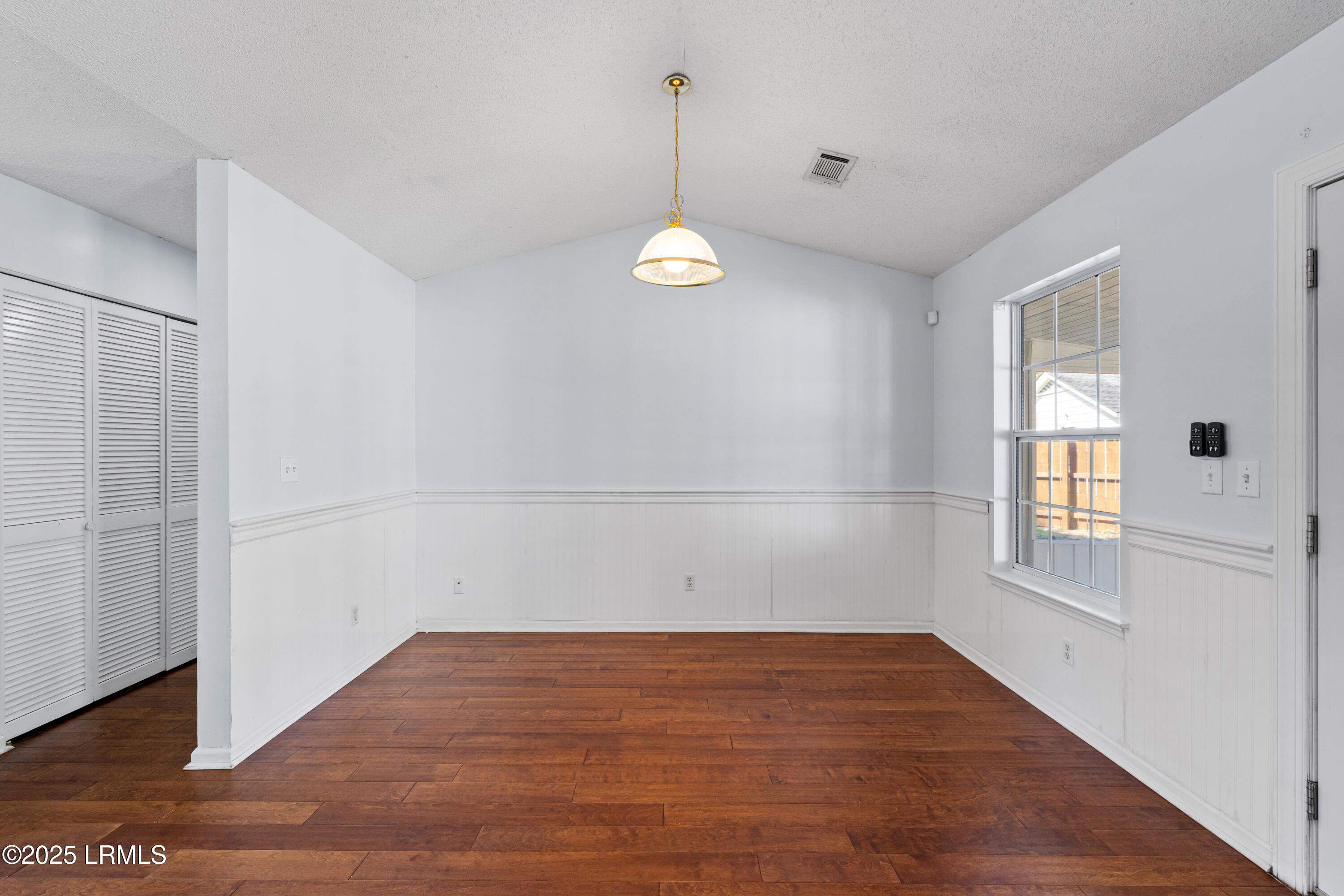 1 Irongate Drive