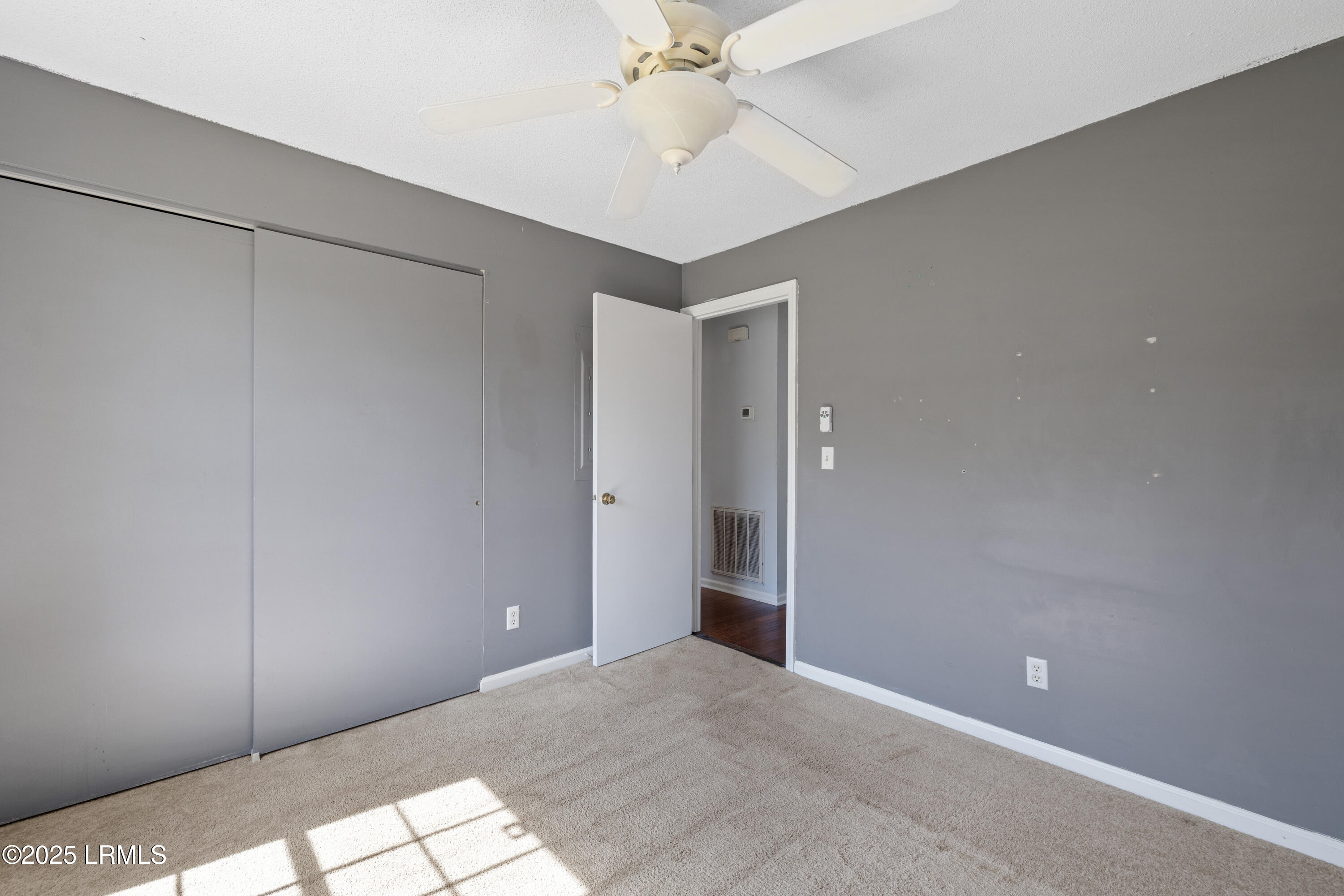 1 Irongate Drive