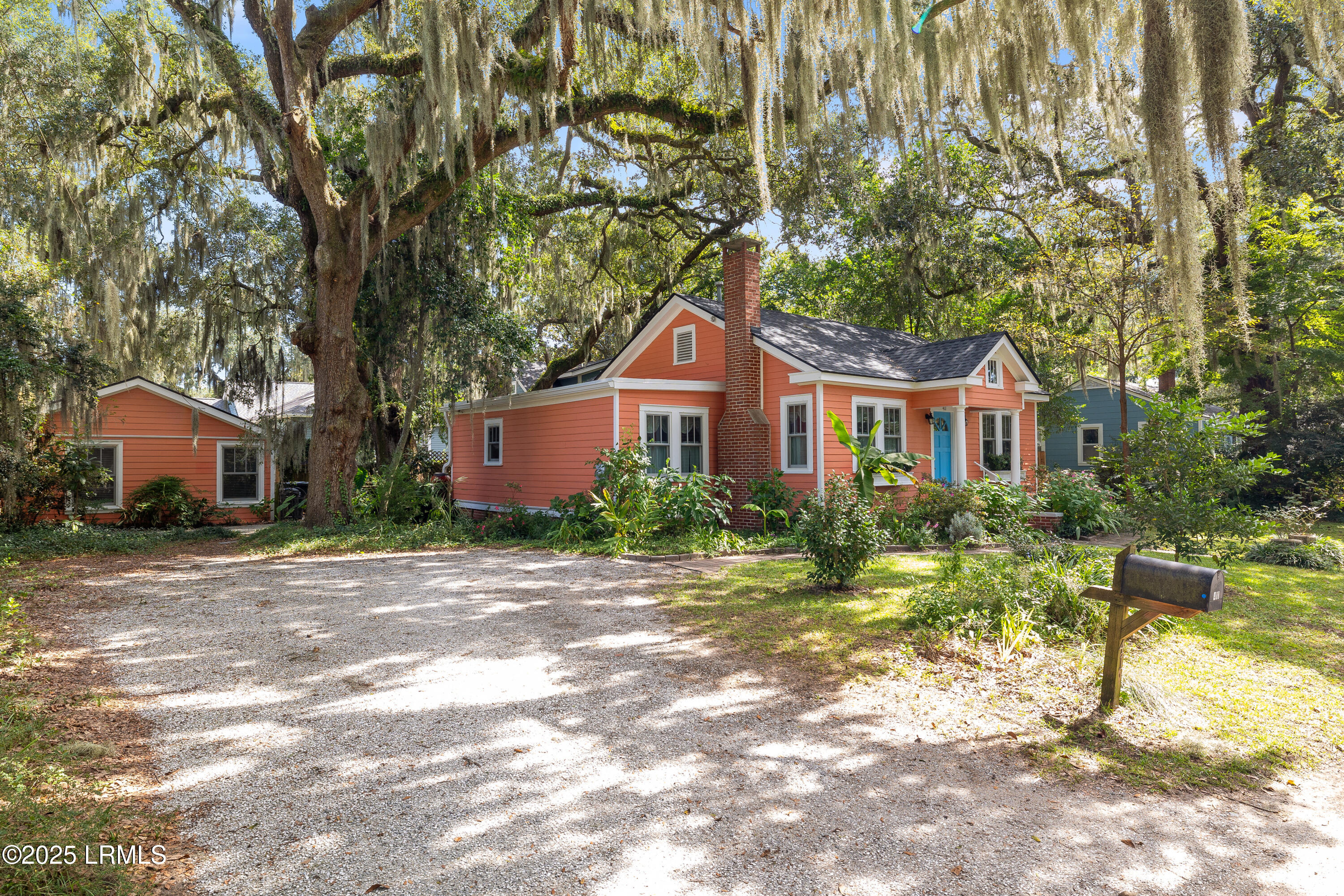 411 Heyward Street