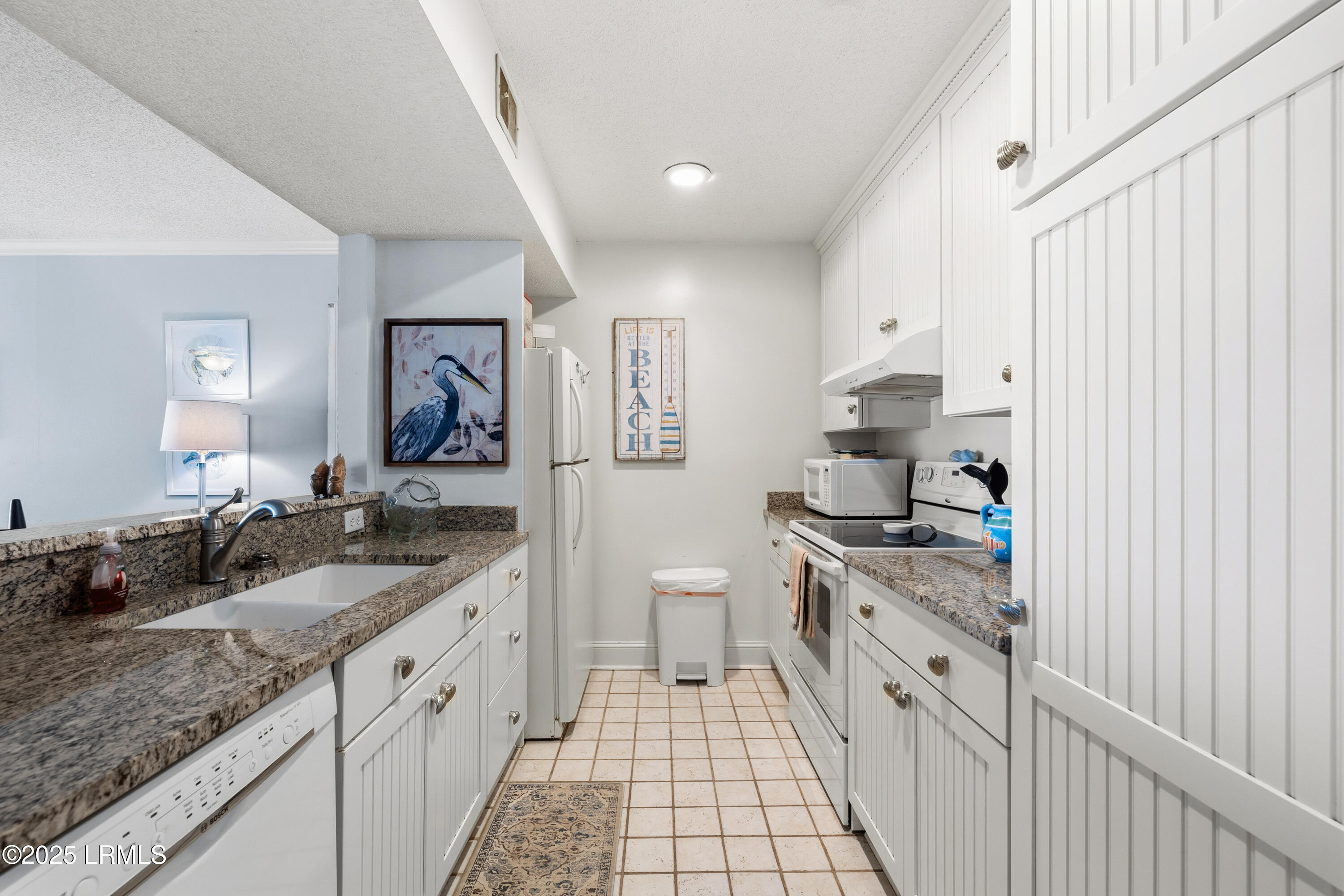 2 Harbor Drive, L205, St. Helena Island Unit: L205