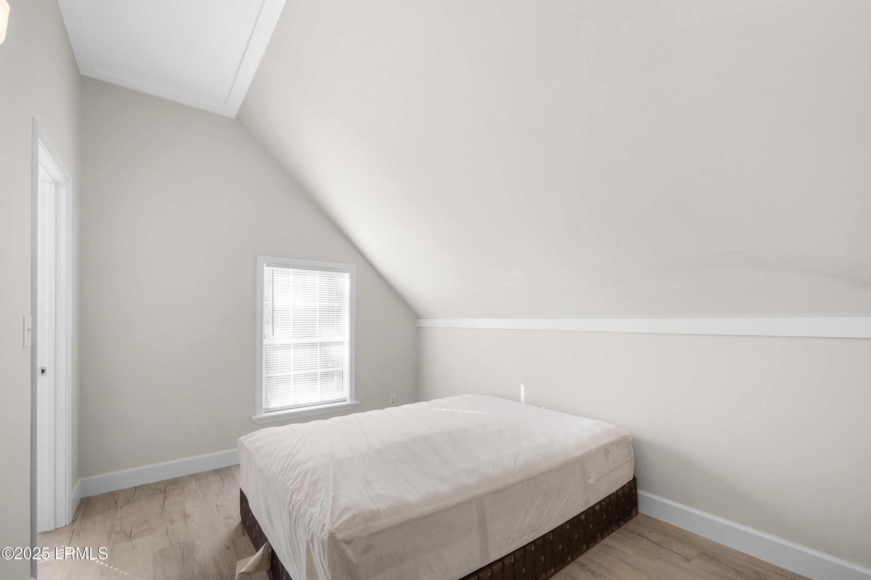 6 Spring Knob Circle