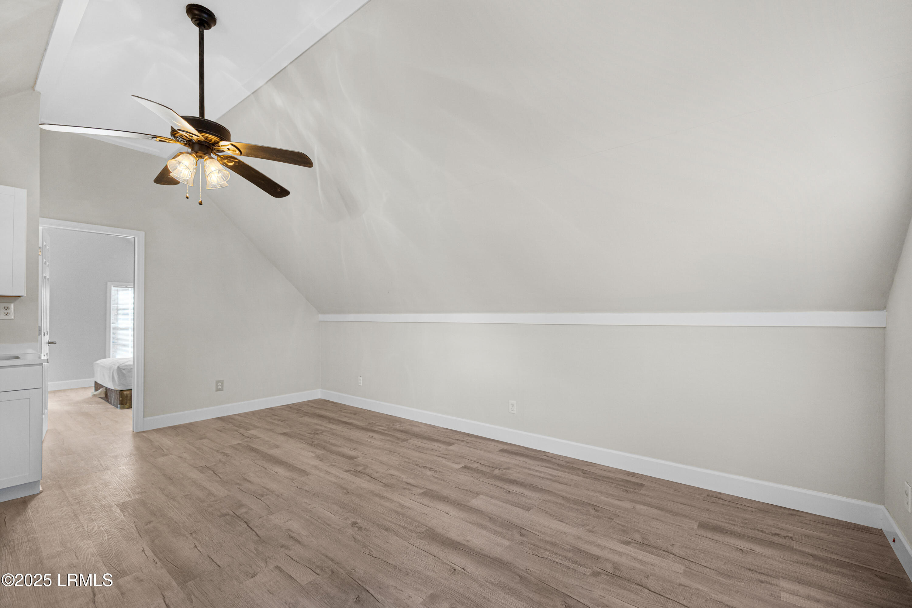 6 Spring Knob Circle