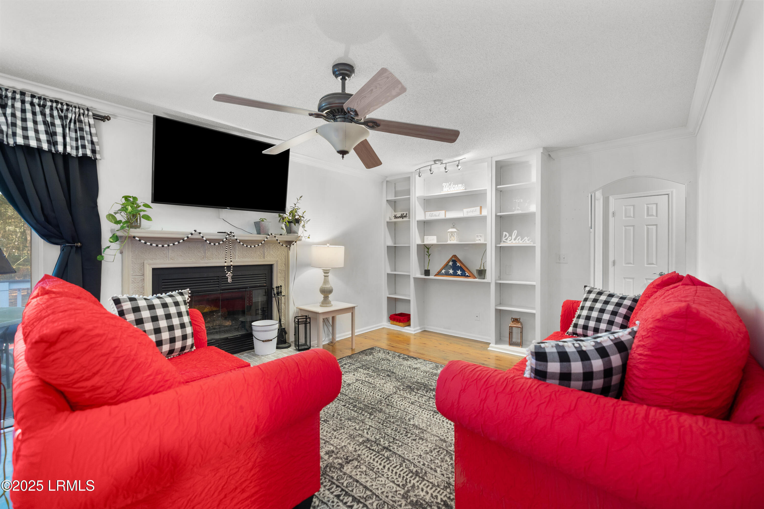 6 Spring Knob Circle