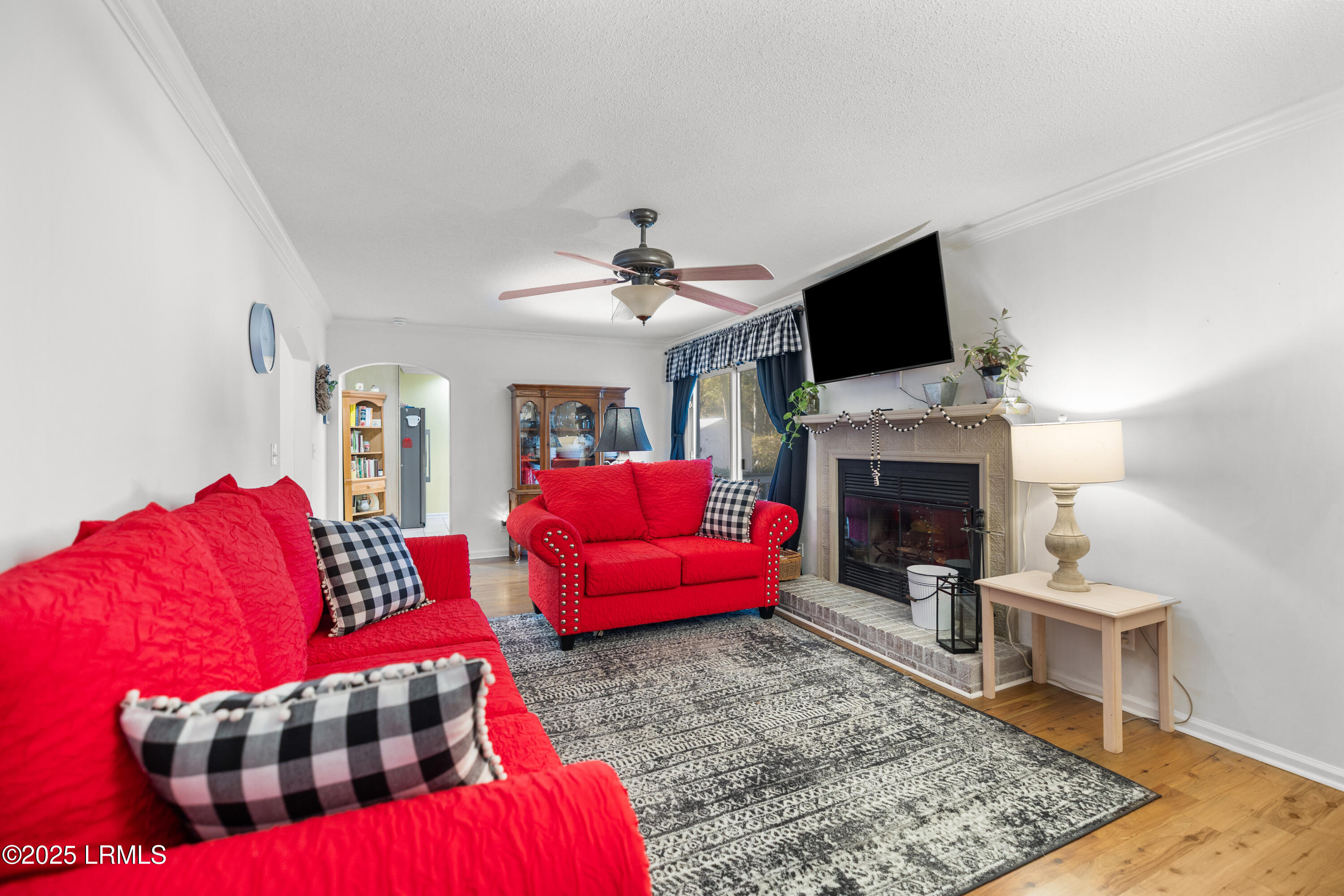 6 Spring Knob Circle