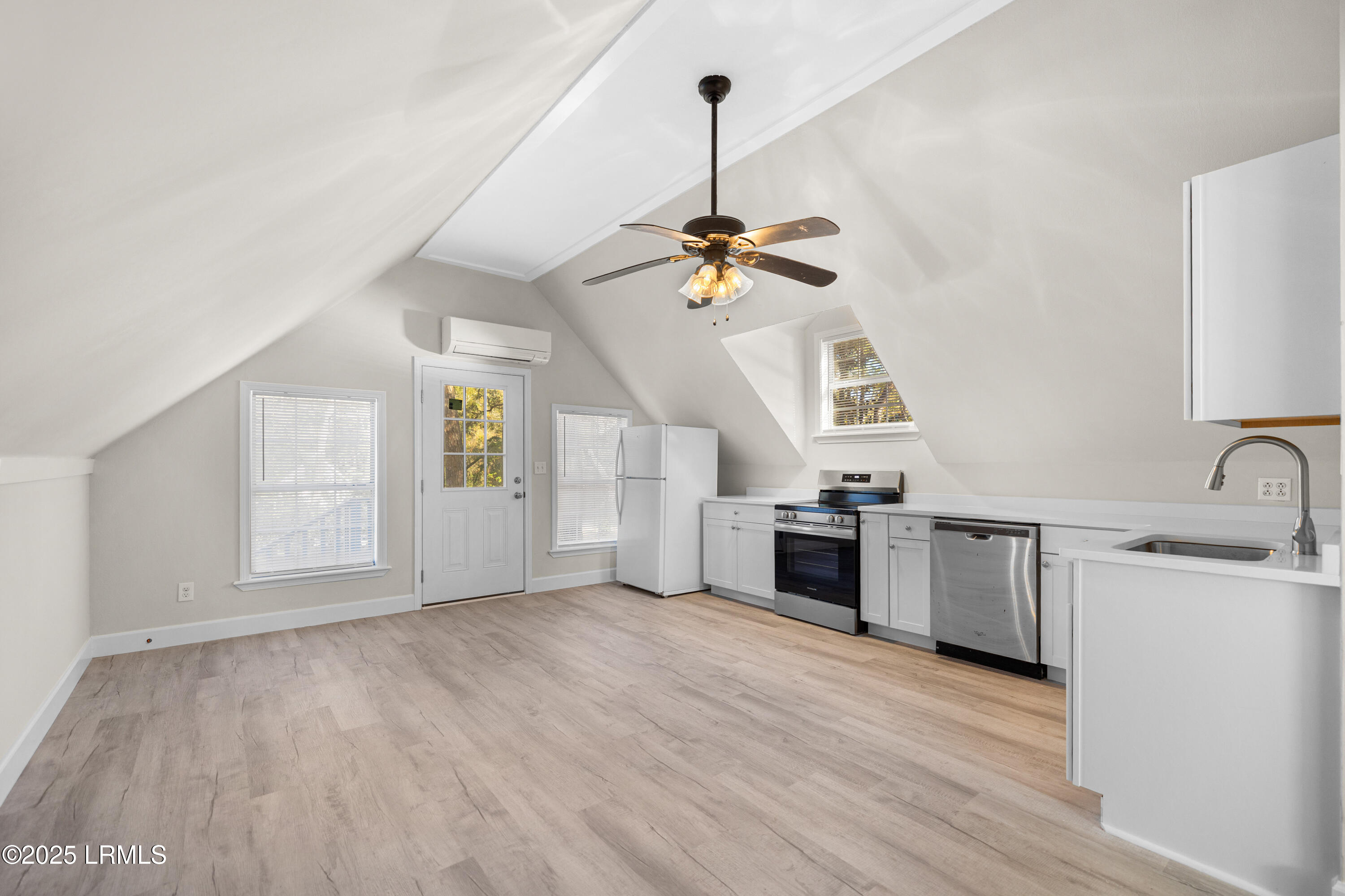 6 Spring Knob Circle