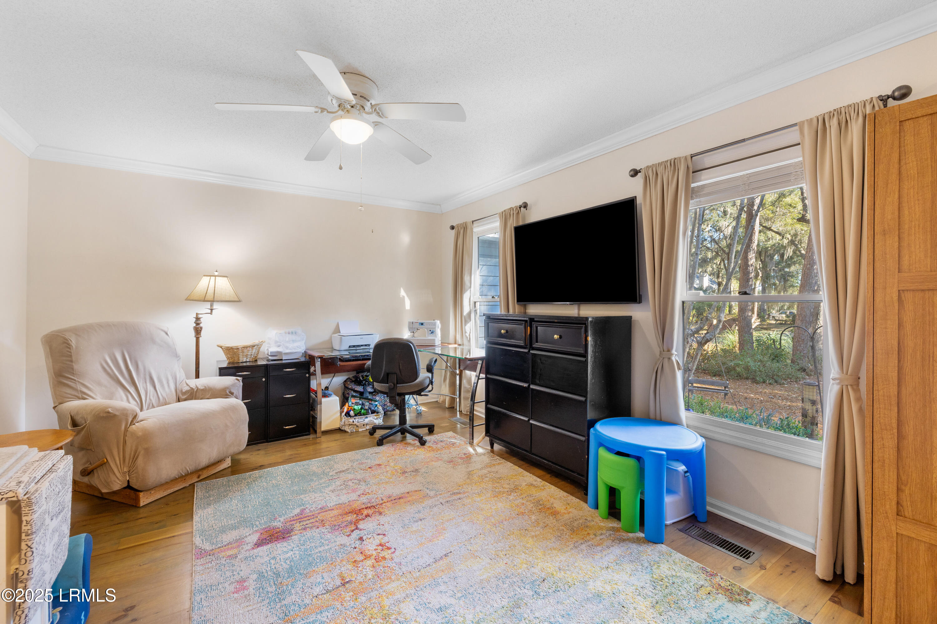 6 Spring Knob Circle