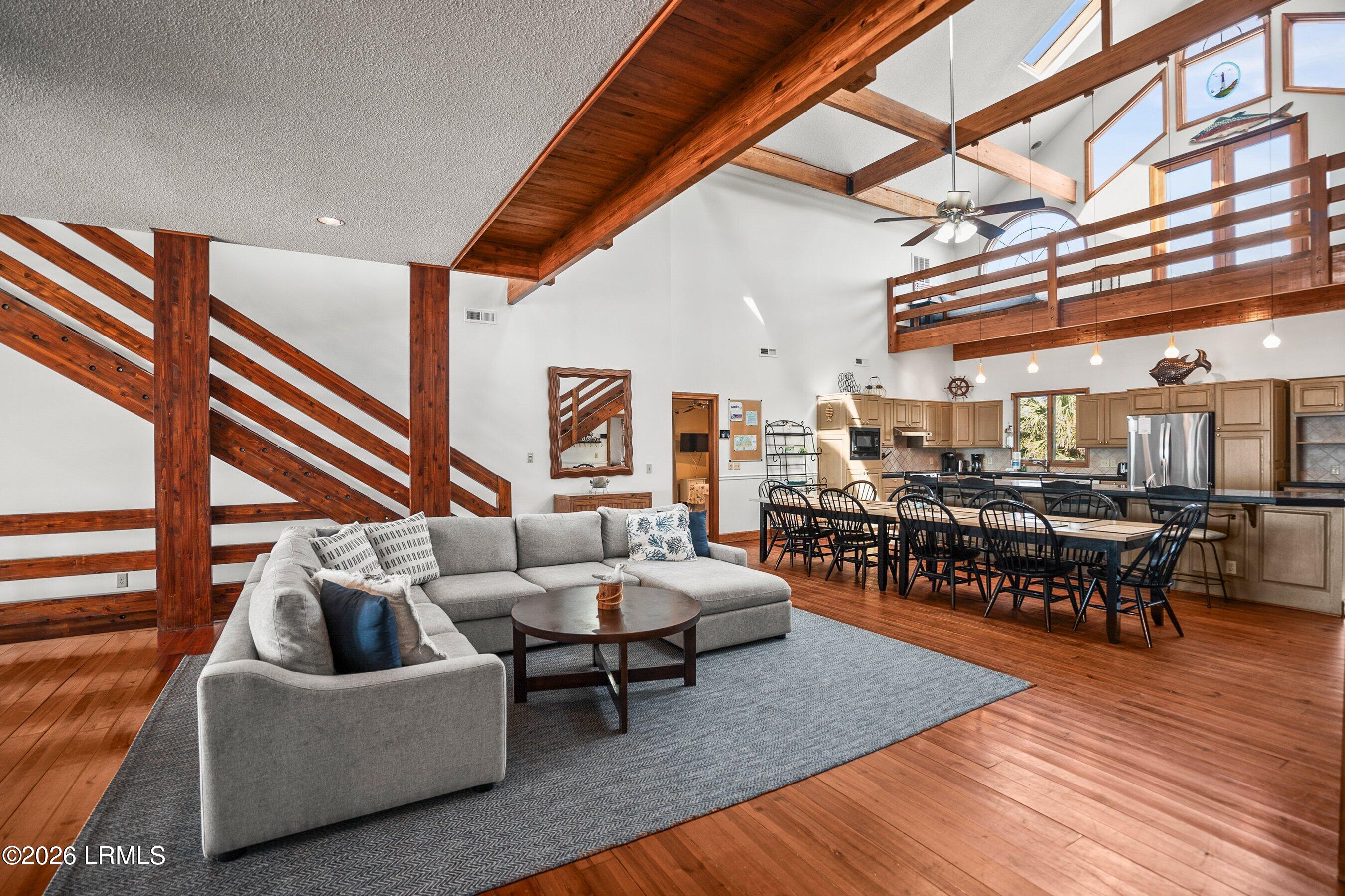 452 Tarpon Boulevard