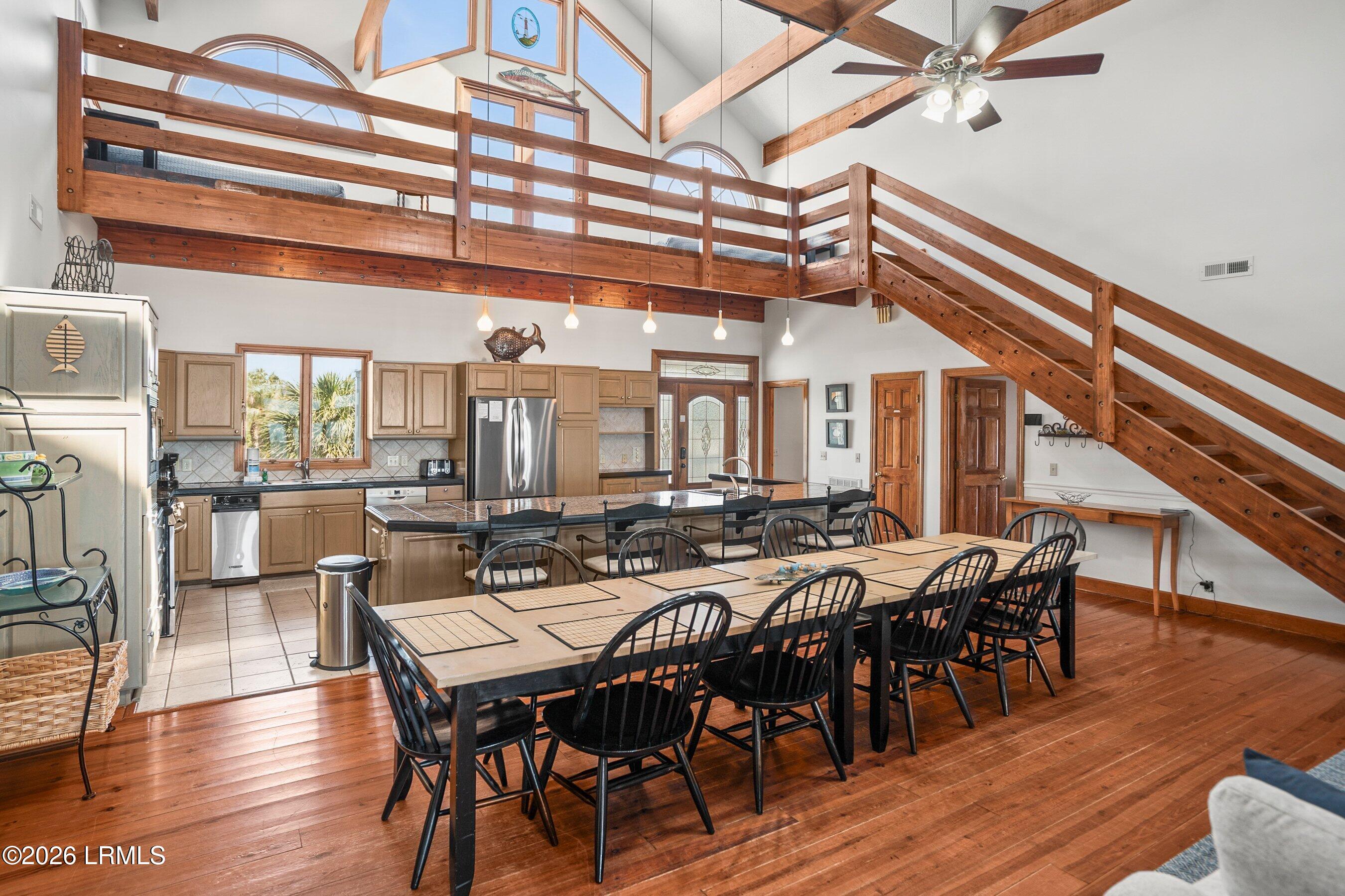 452 Tarpon Boulevard
