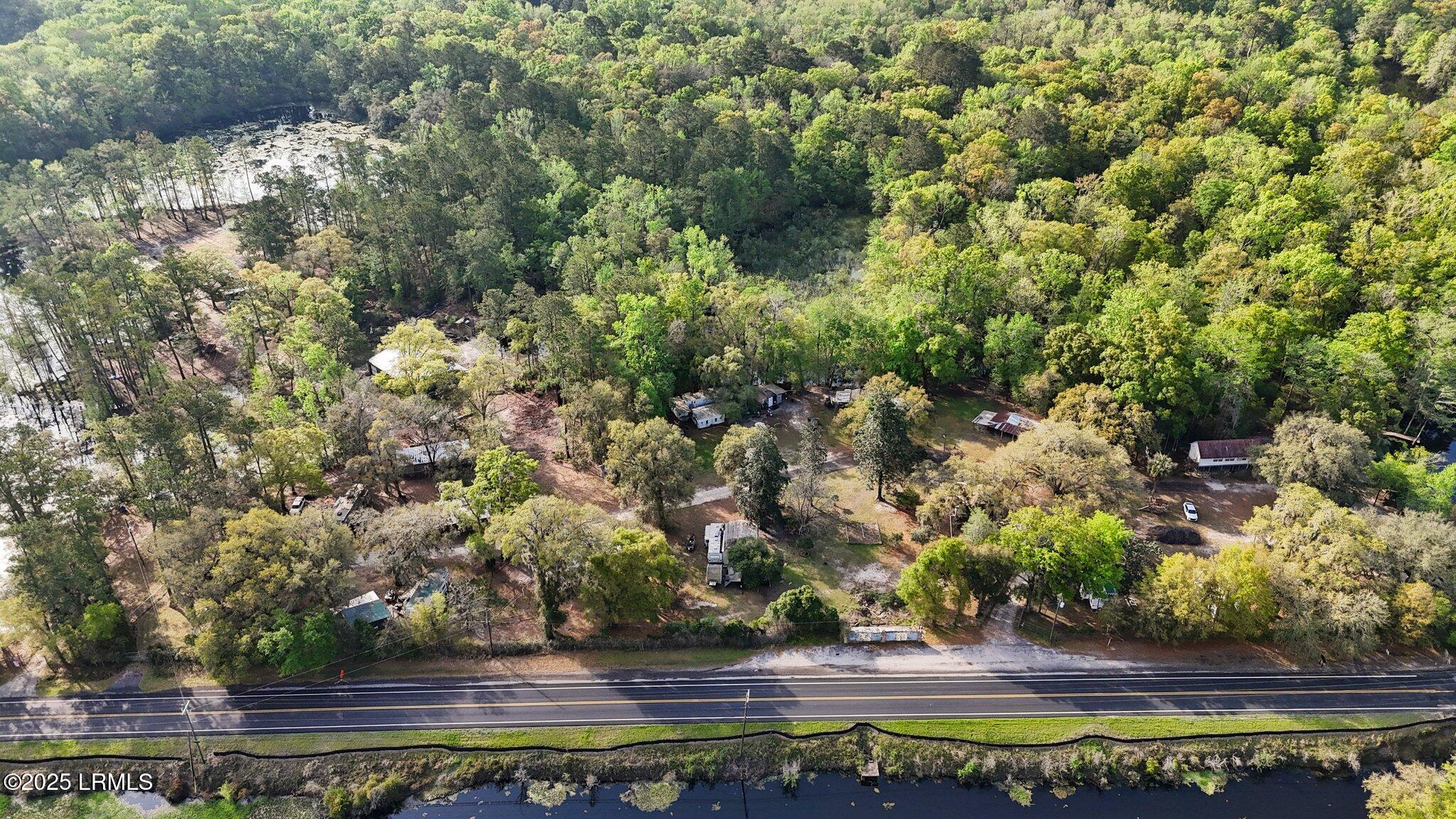 16703 Hendersonville Highway