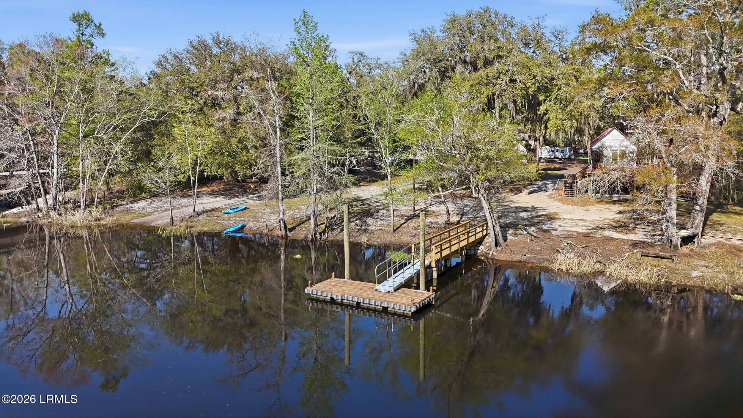 16703 Hendersonville Highway