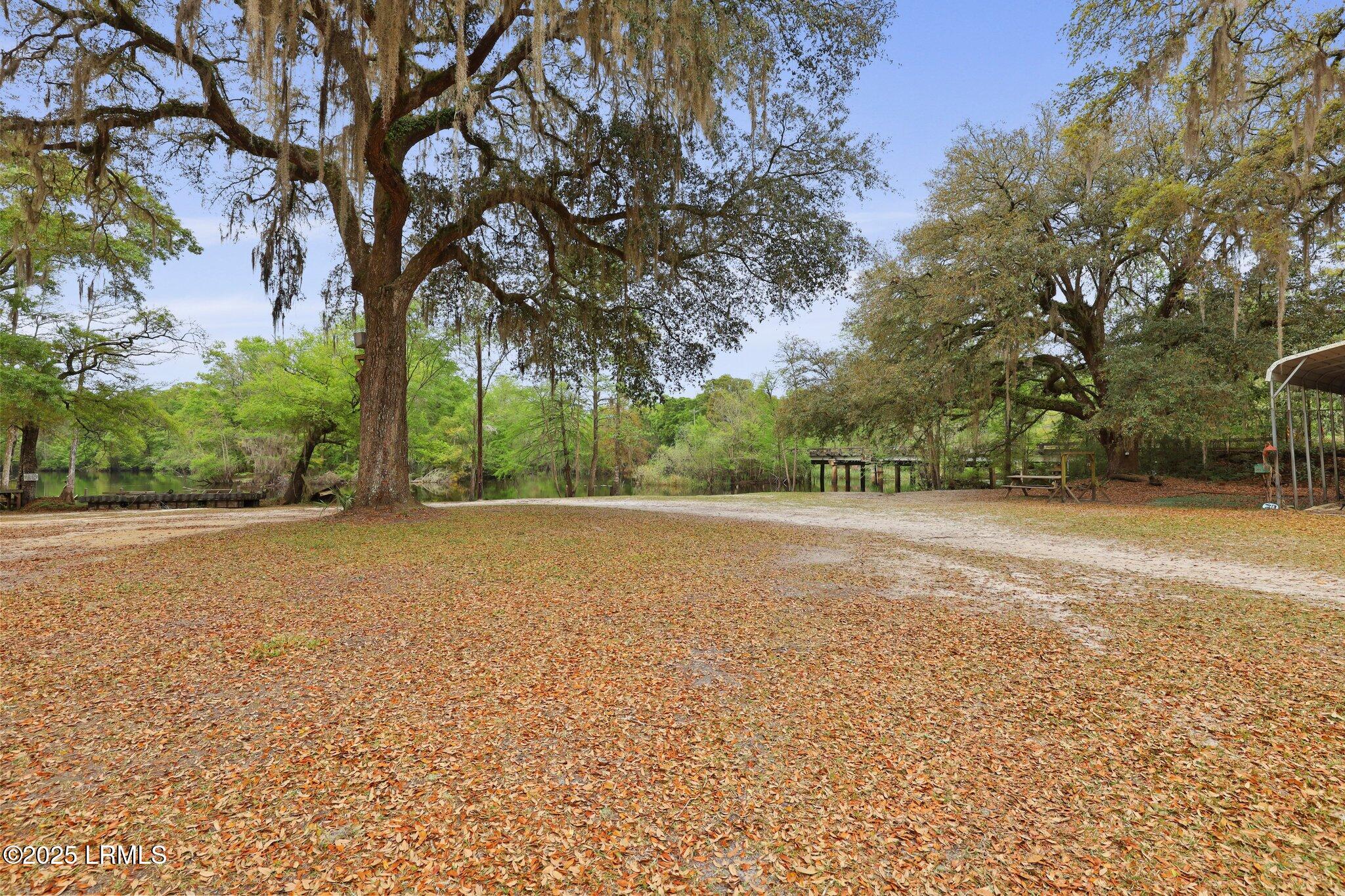 16703 Hendersonville Highway