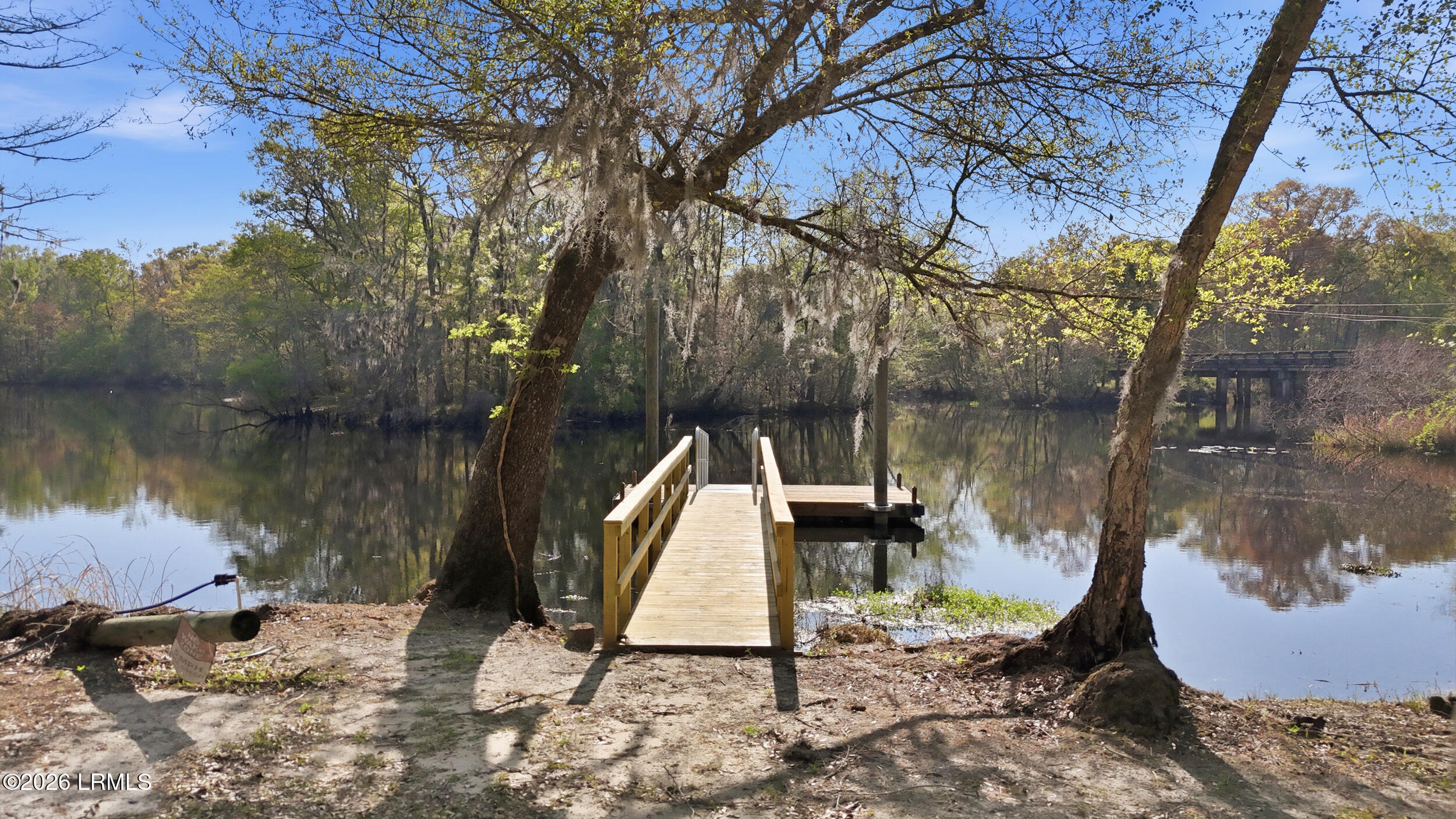 16703 Hendersonville Highway