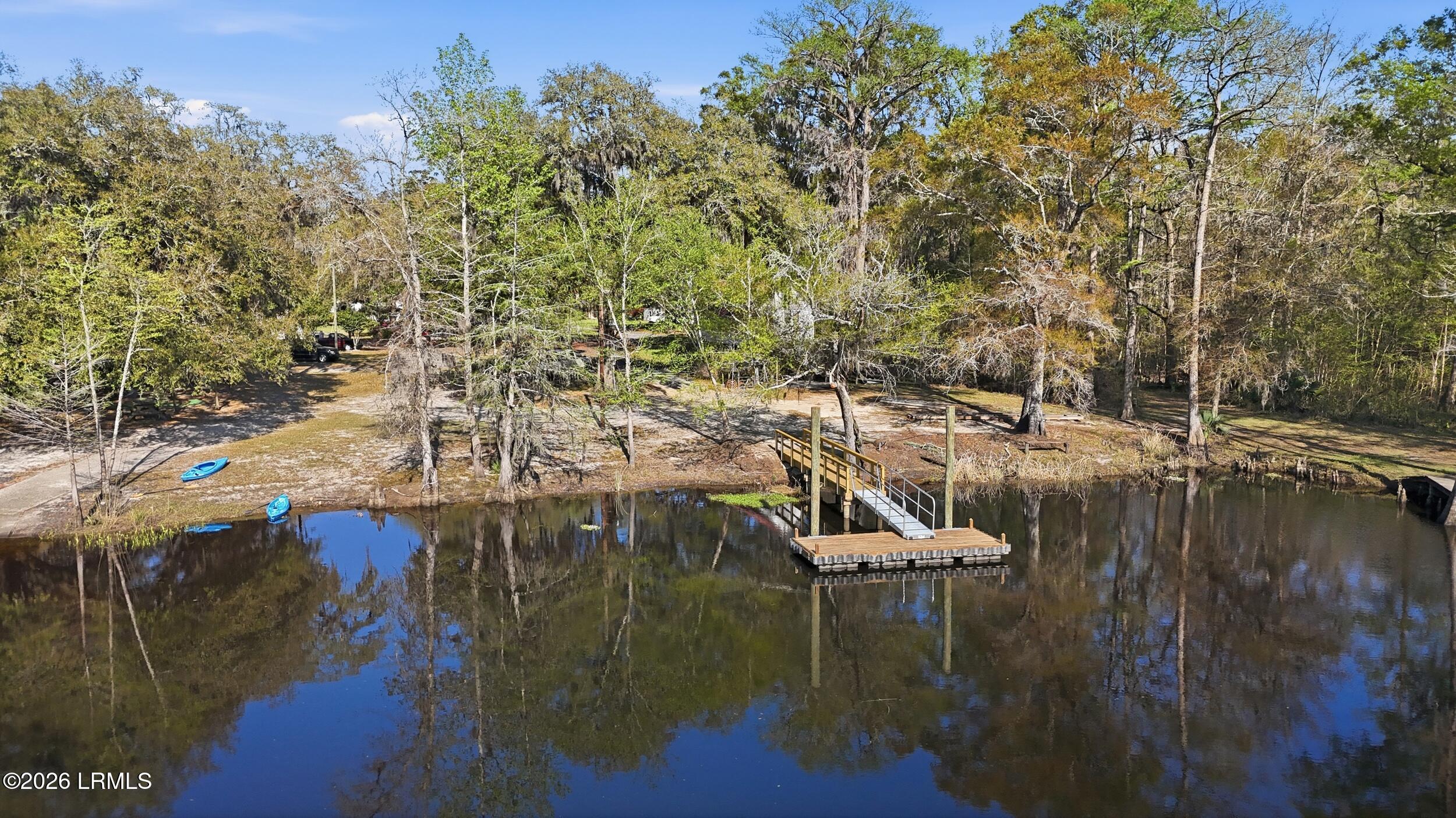 16703 Hendersonville Highway