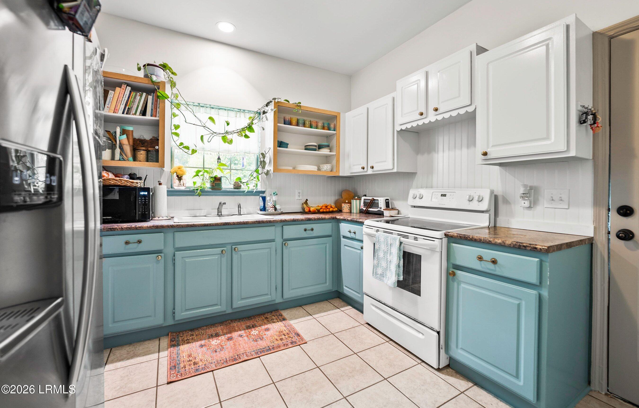 38 Le Moyne Drive