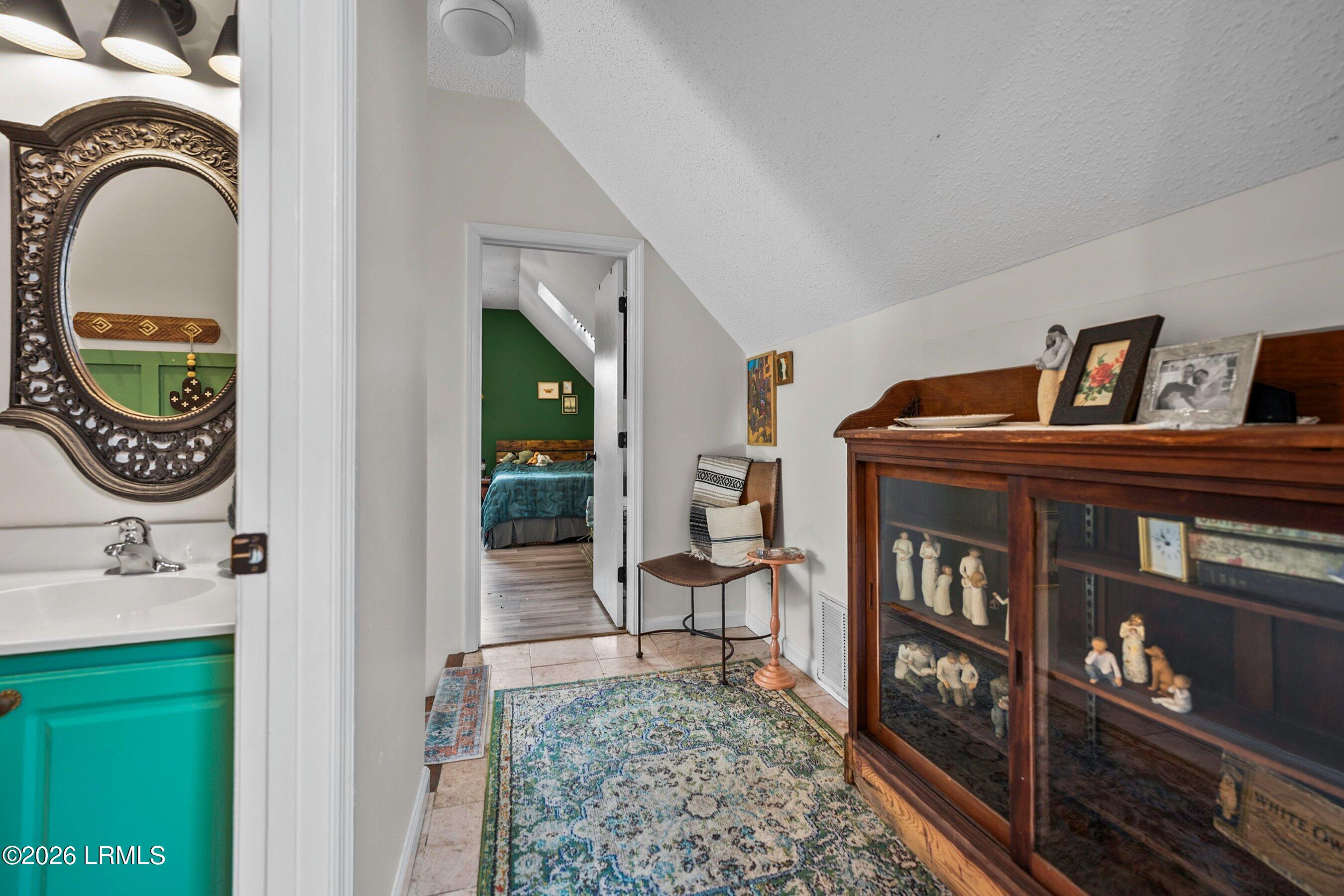 38 Le Moyne Drive