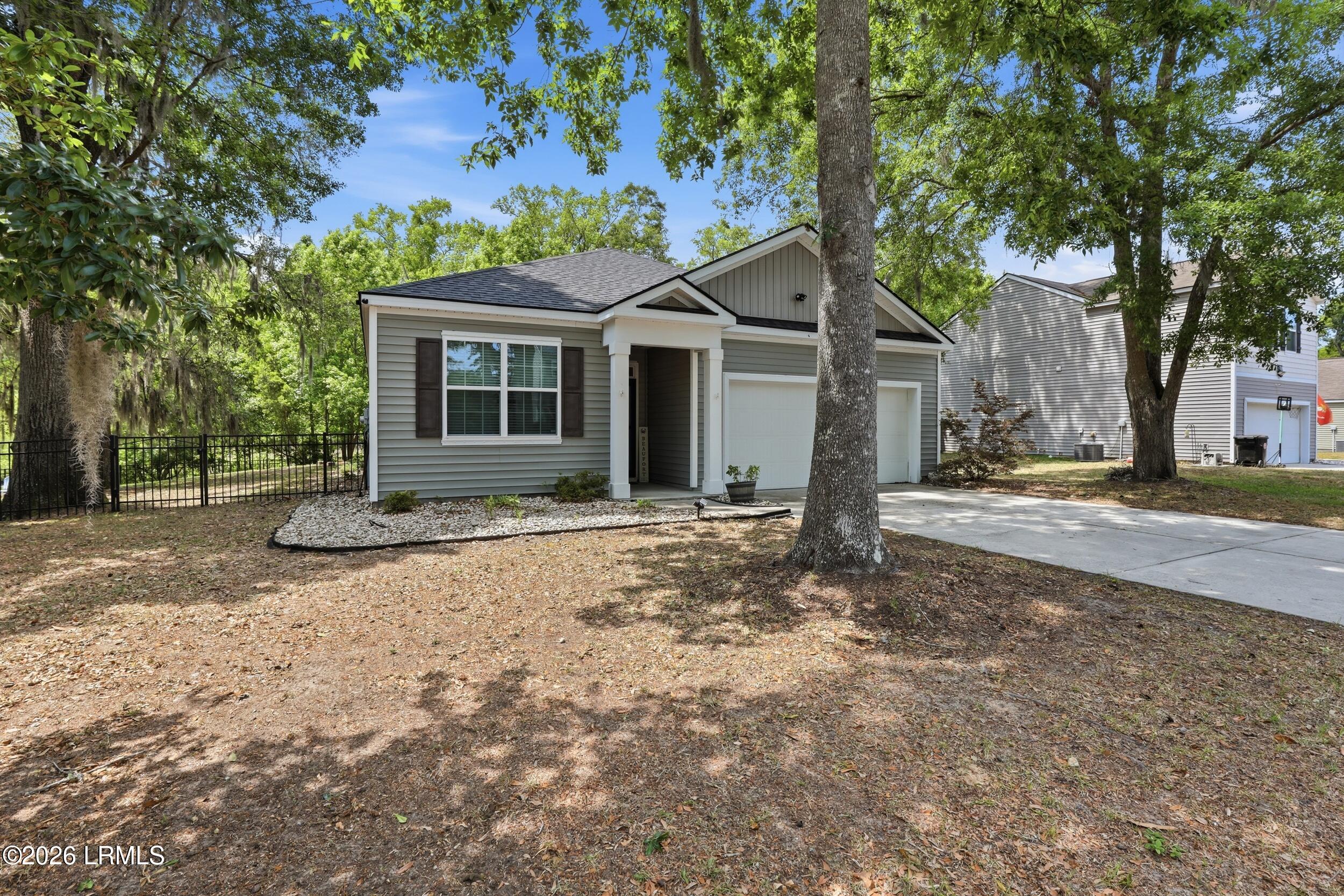 4864 Breeze Way, Lady's Island