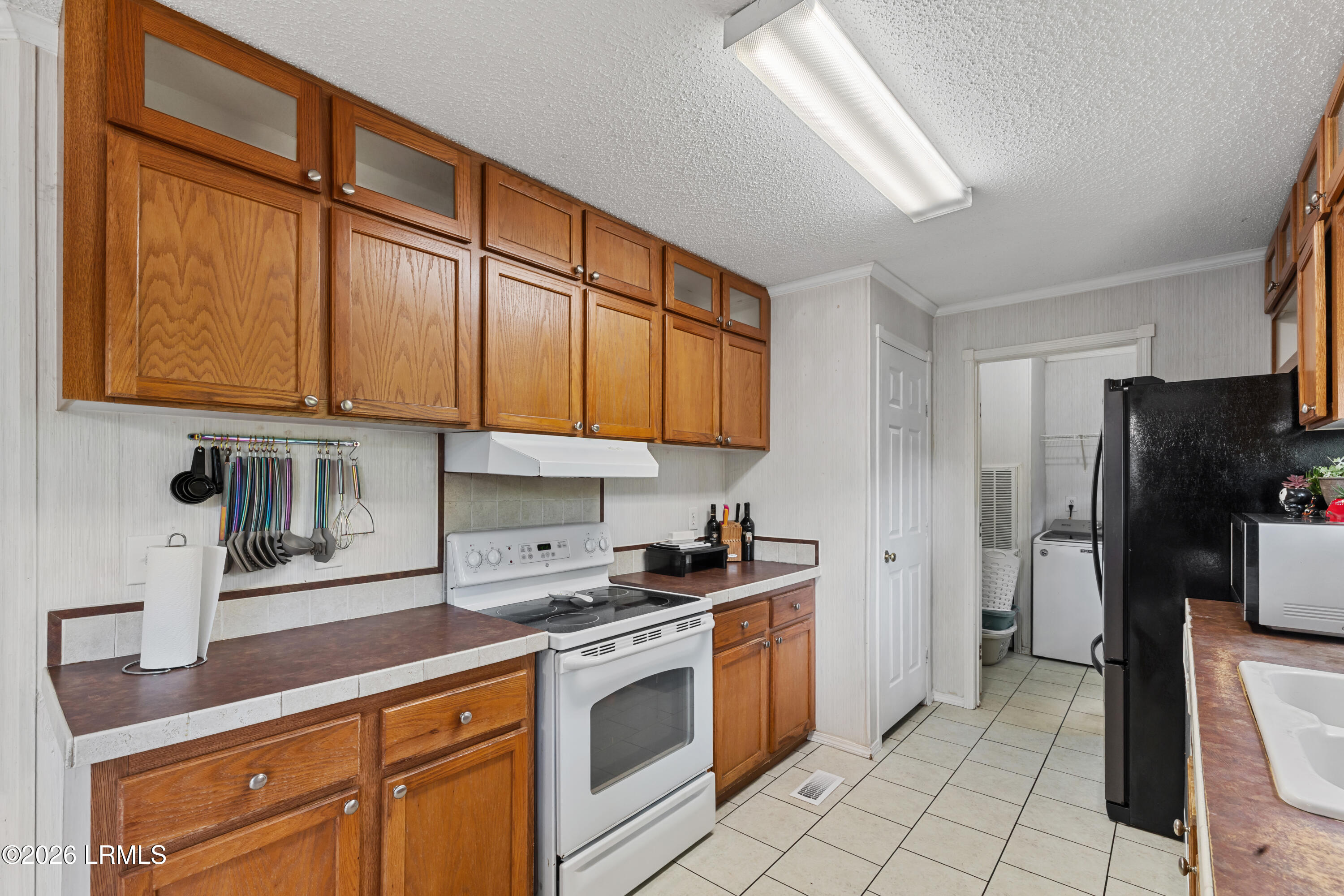 122 Bonaire Circle S