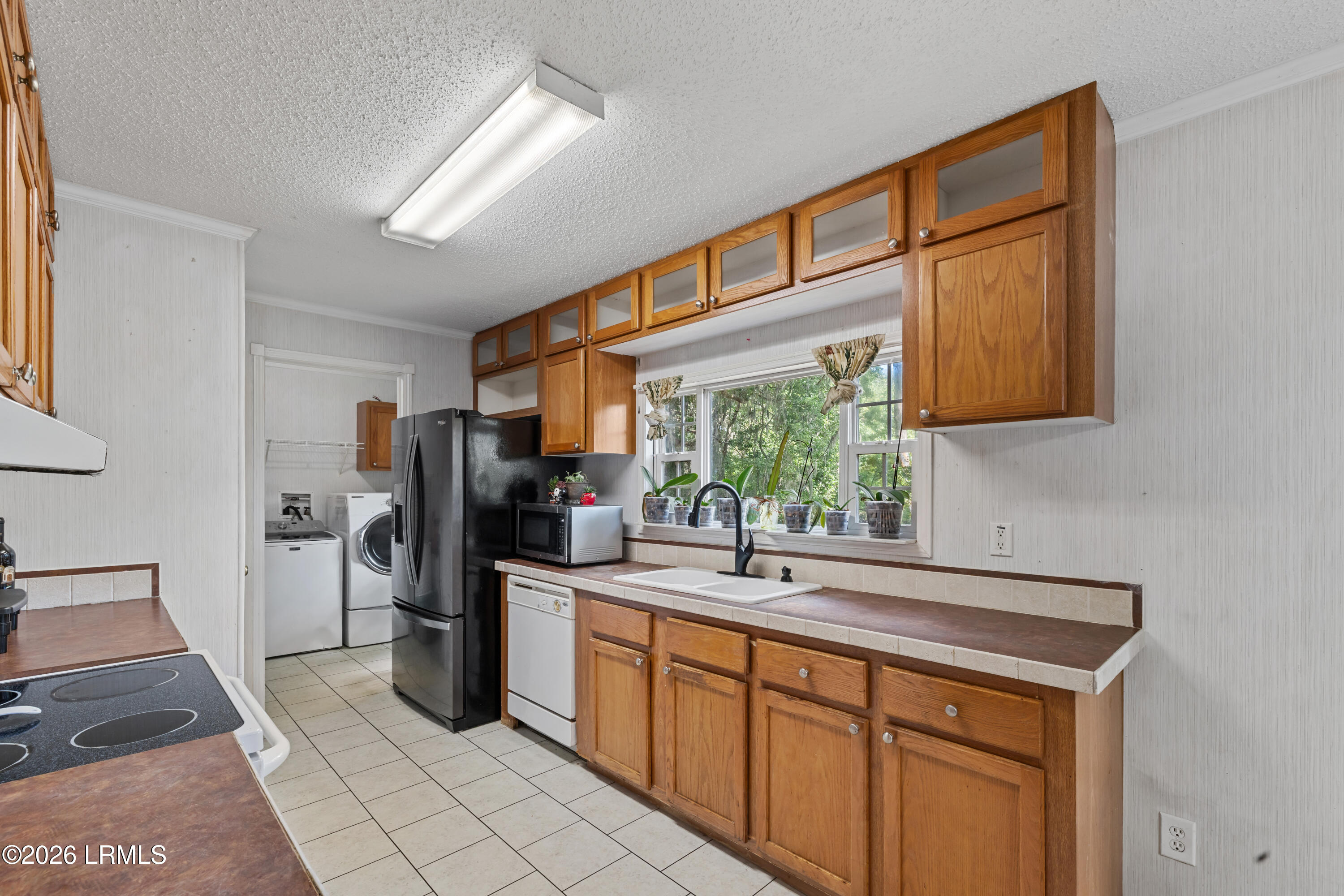 122 Bonaire Circle S