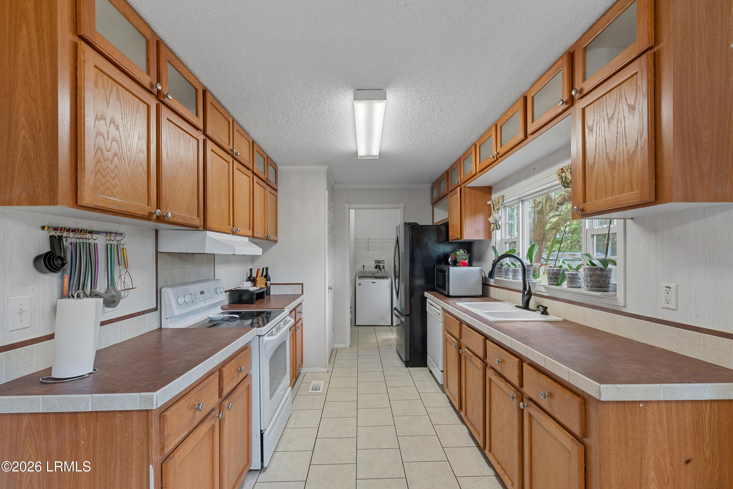 122 Bonaire Circle S
