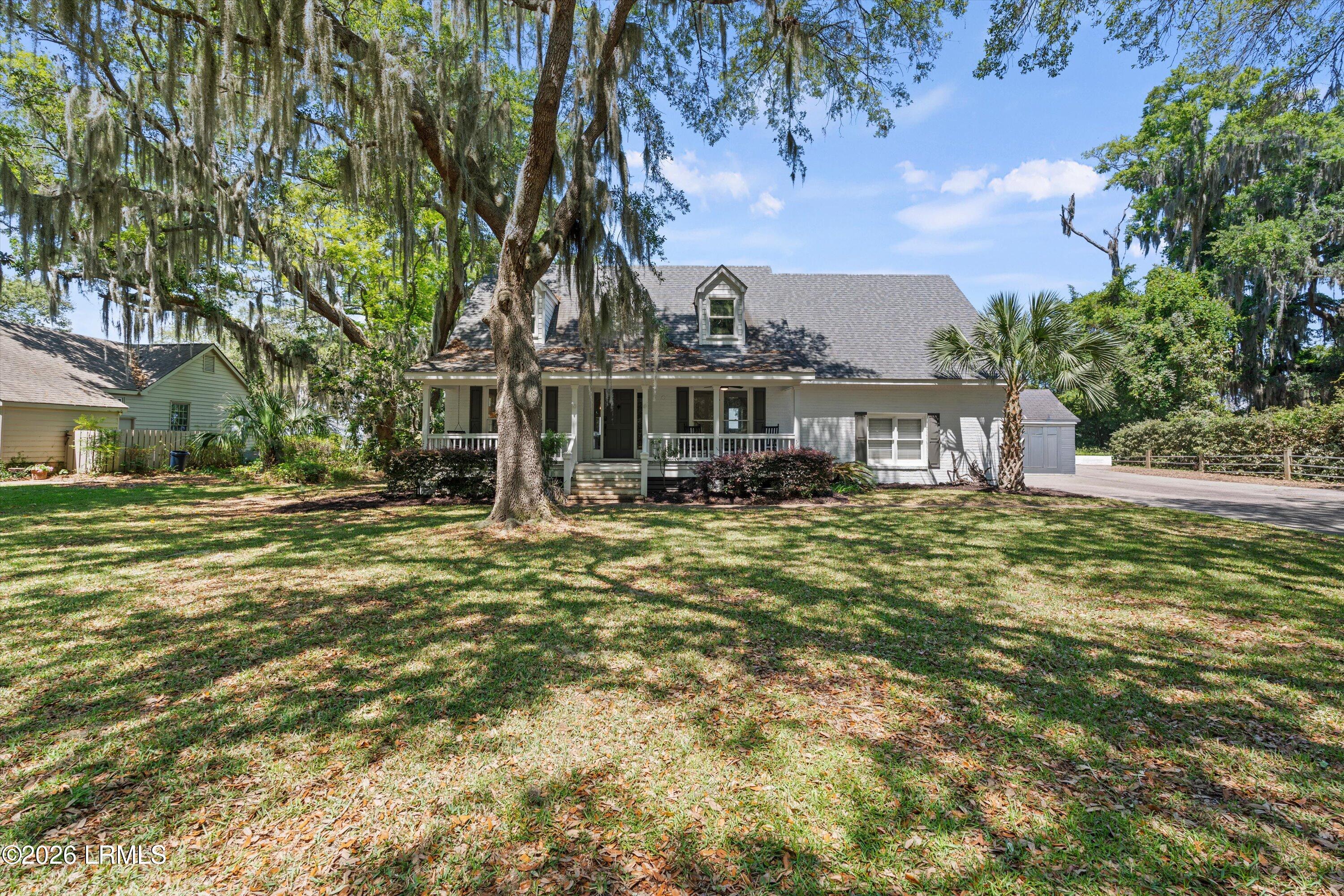 12 Riverfront Place