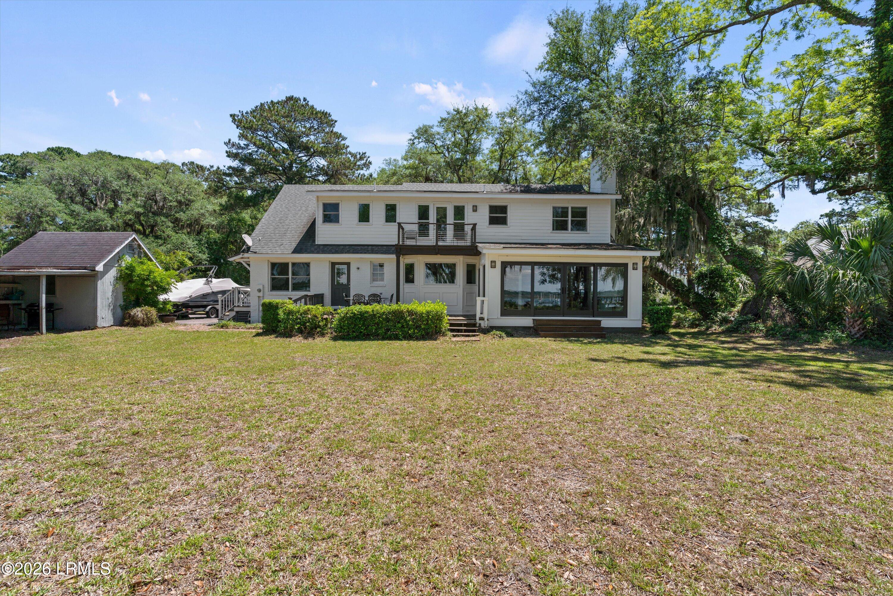 12 Riverfront Place