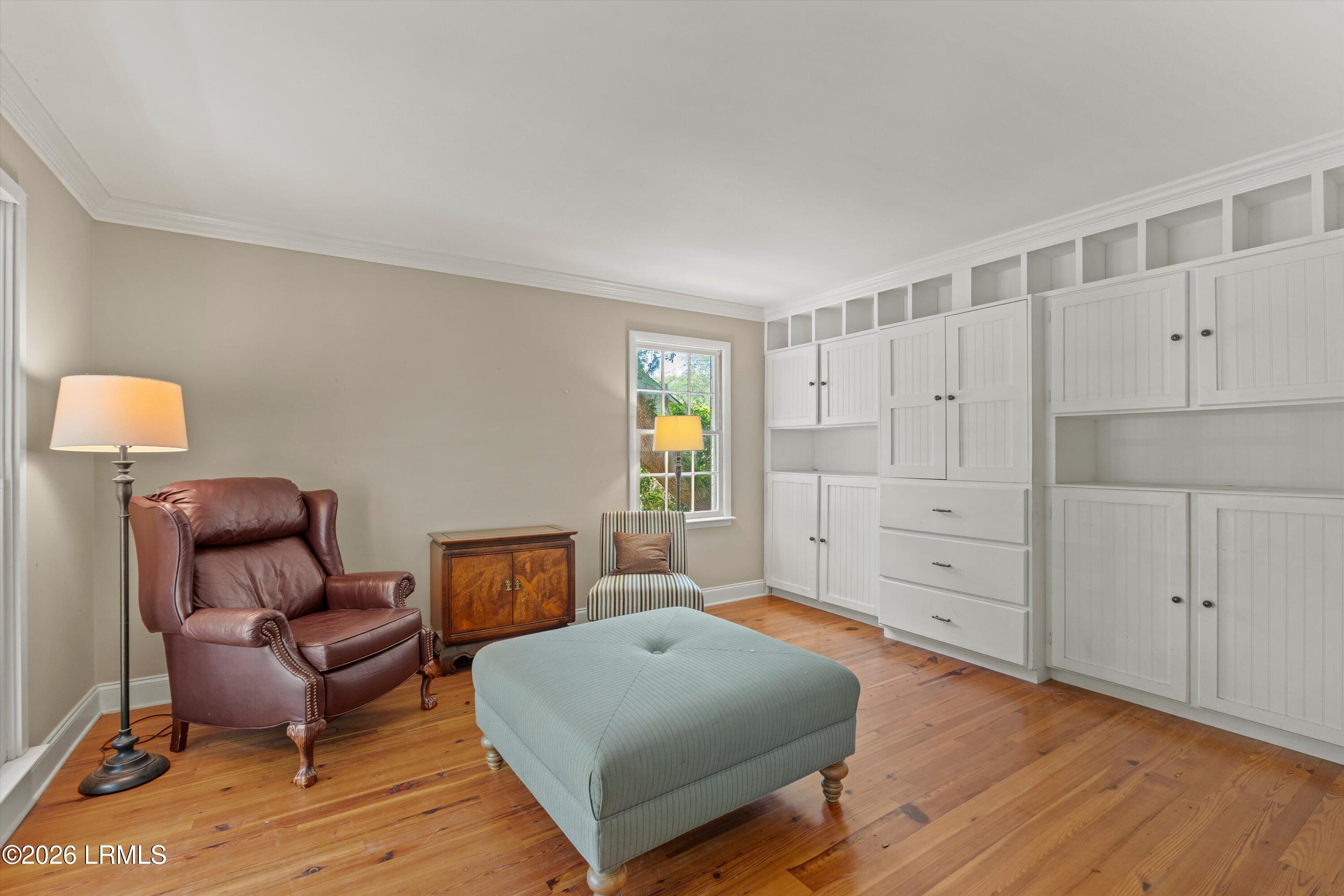 12 Riverfront Place
