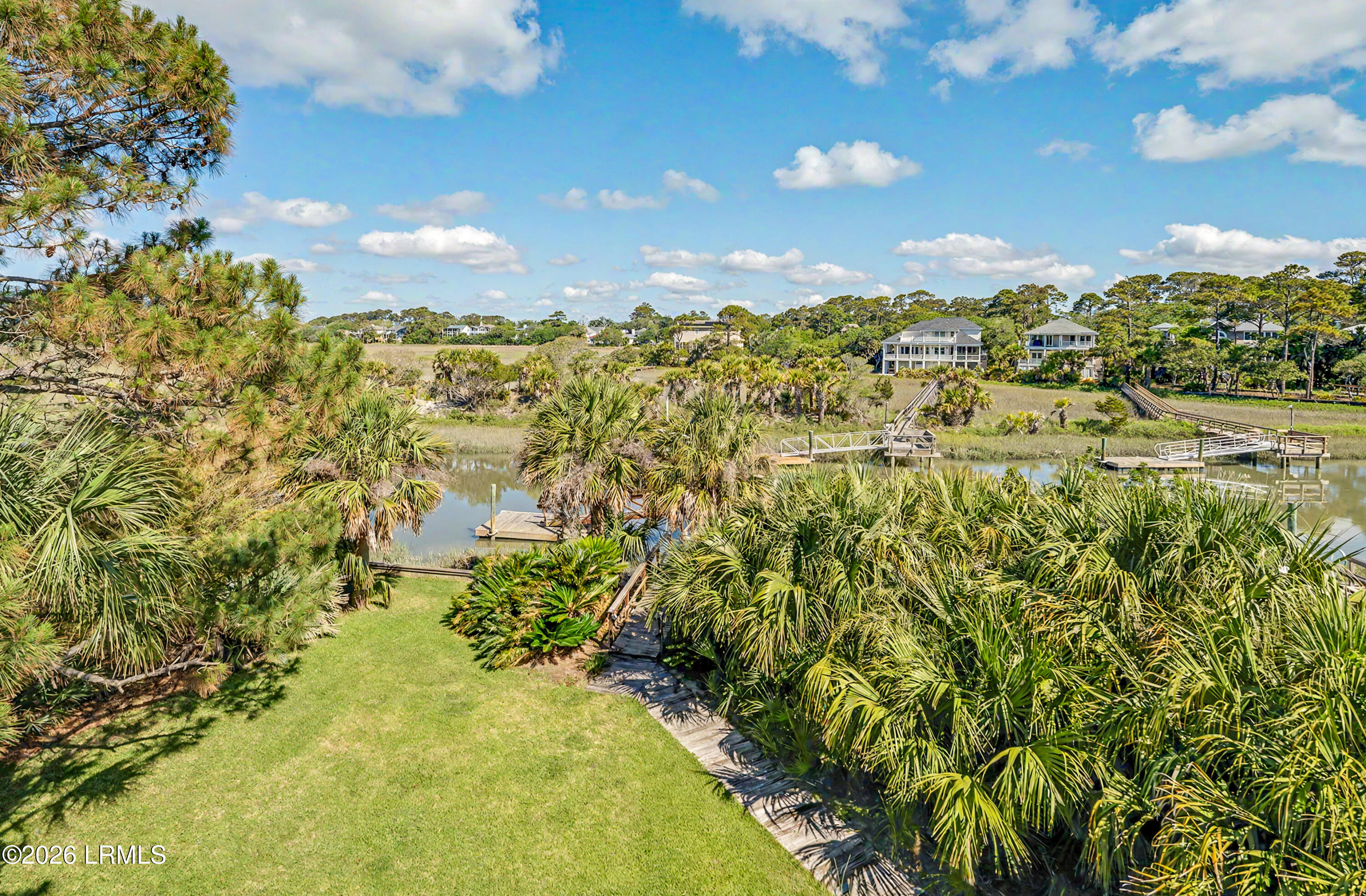 455 Tarpon Boulevard