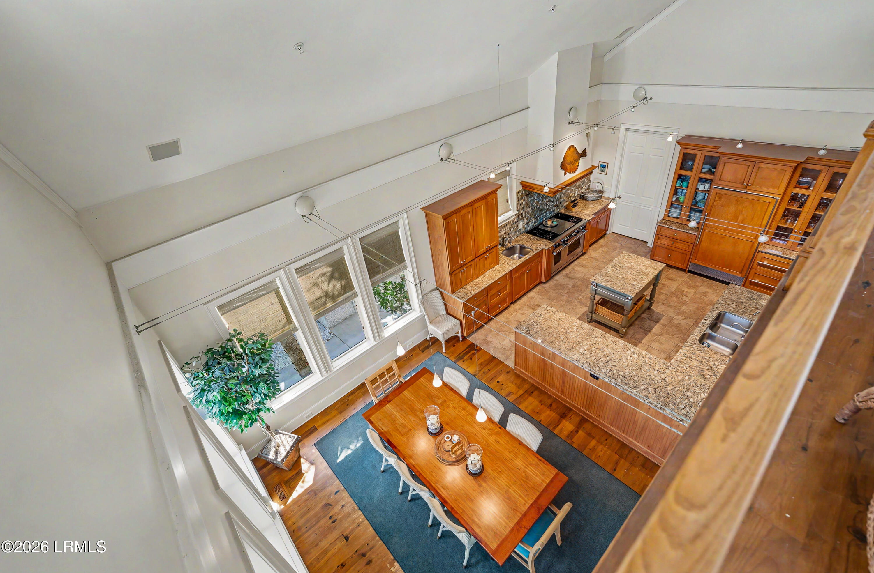 455 Tarpon Boulevard
