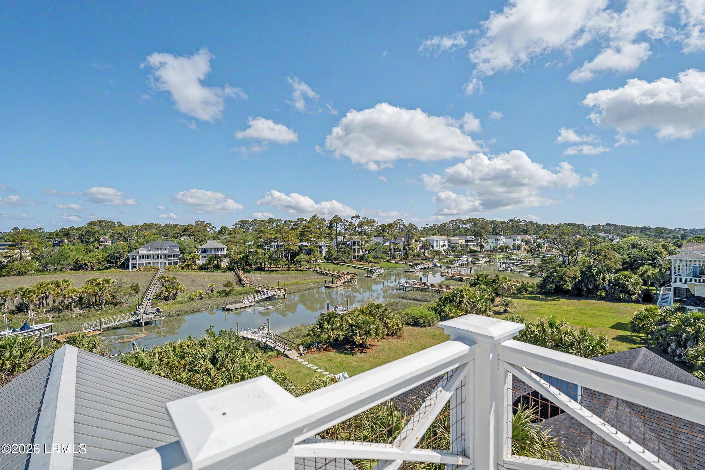 455 Tarpon Boulevard