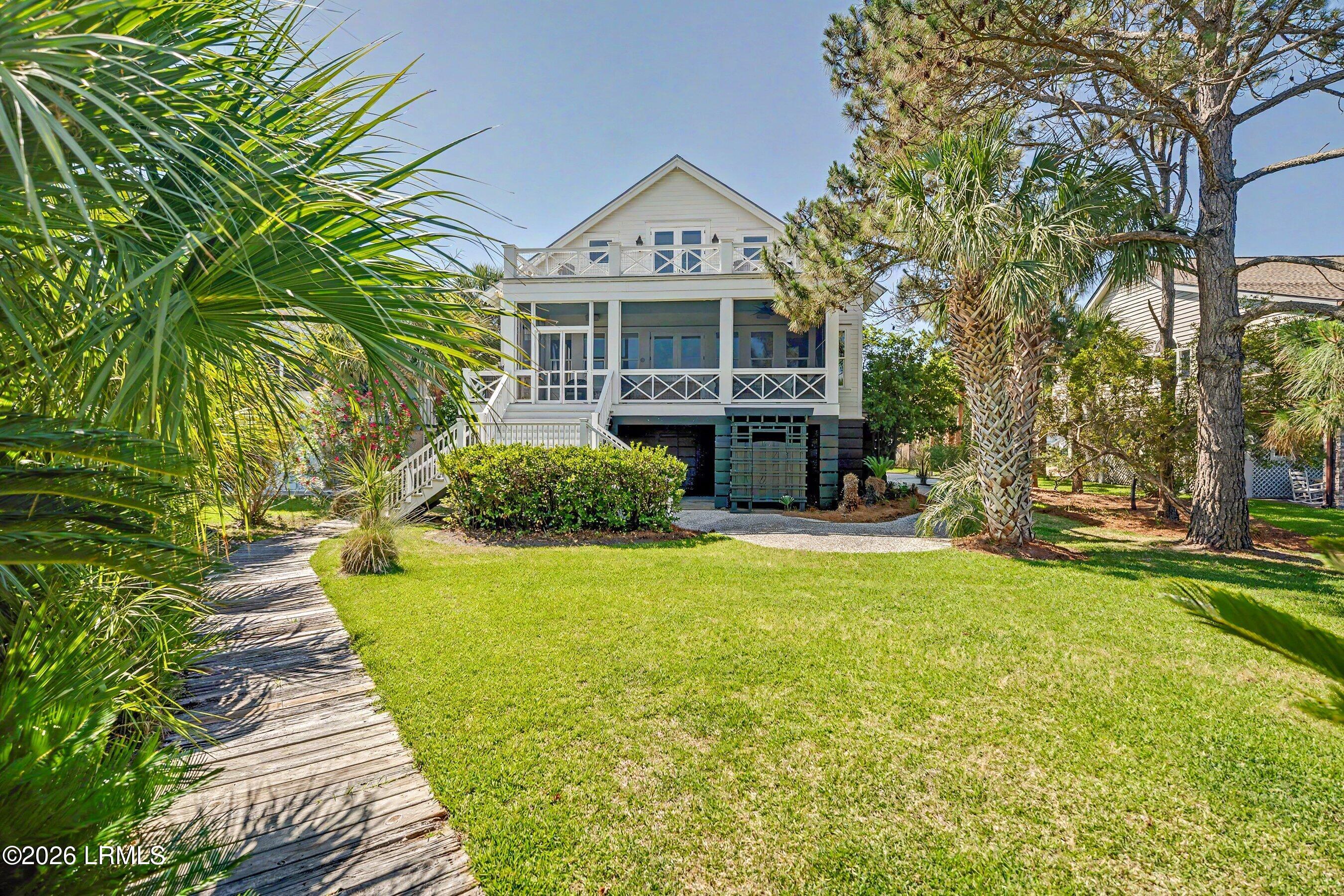 455 Tarpon Boulevard