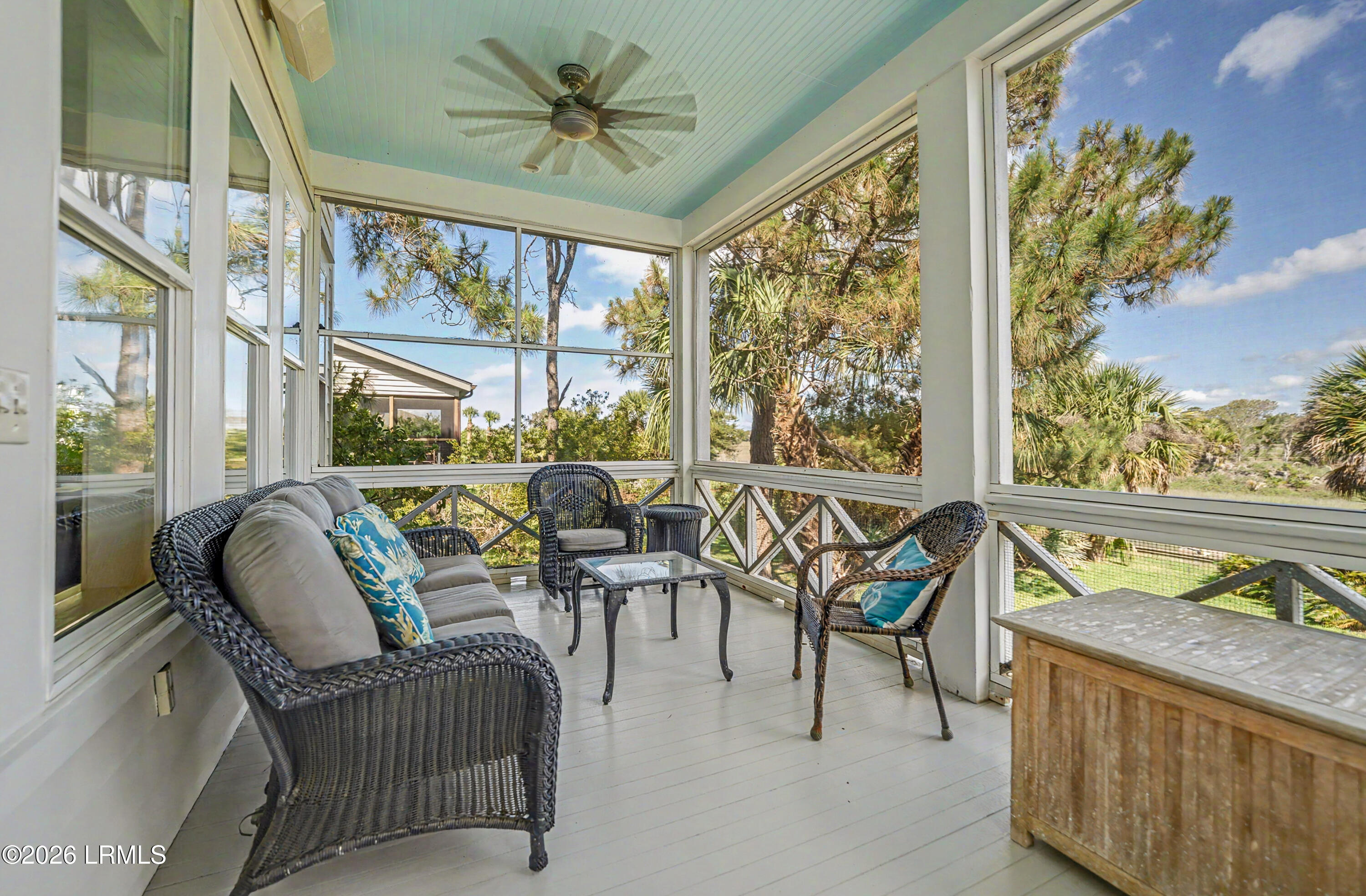 455 Tarpon Boulevard