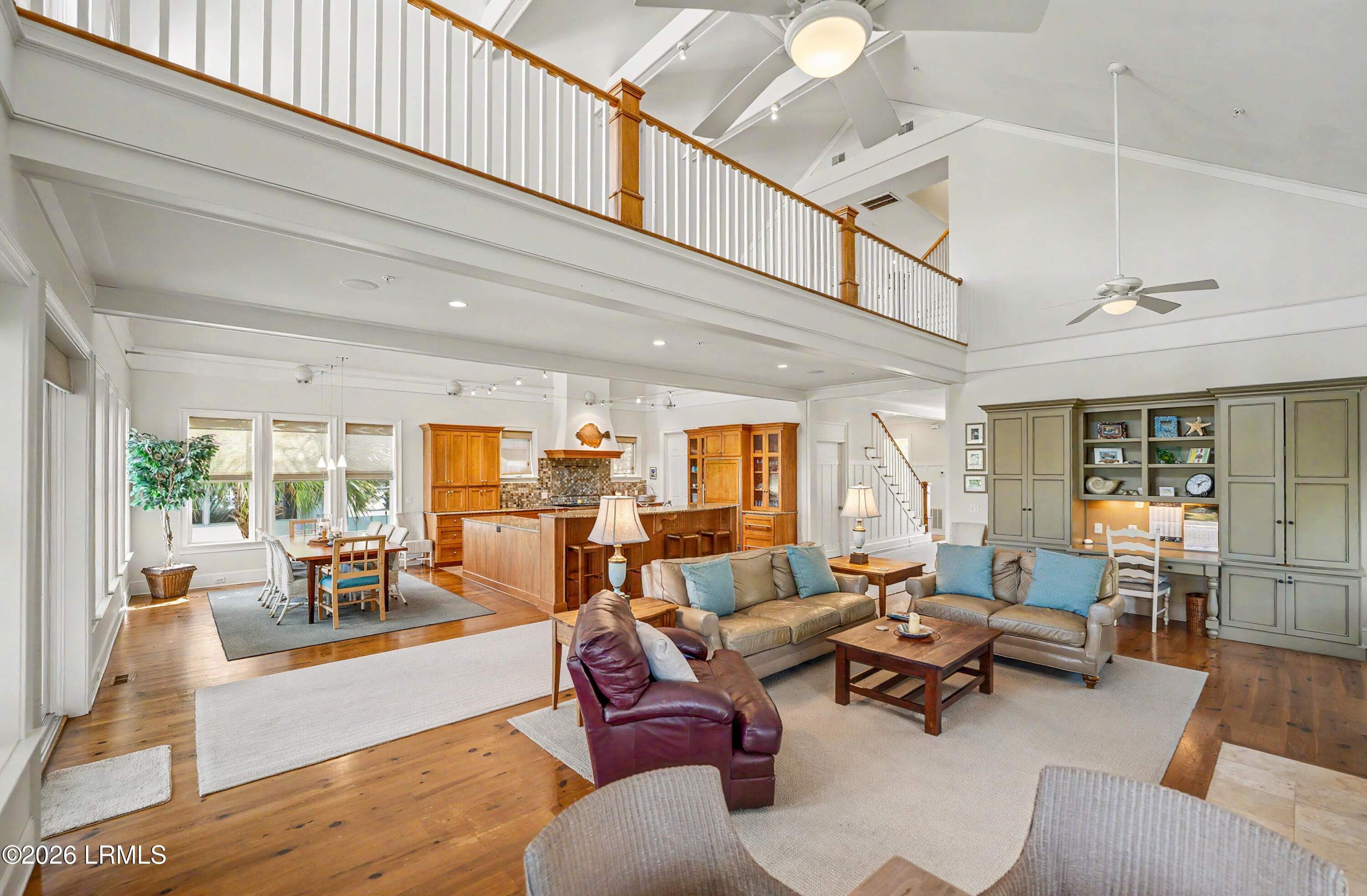455 Tarpon Boulevard