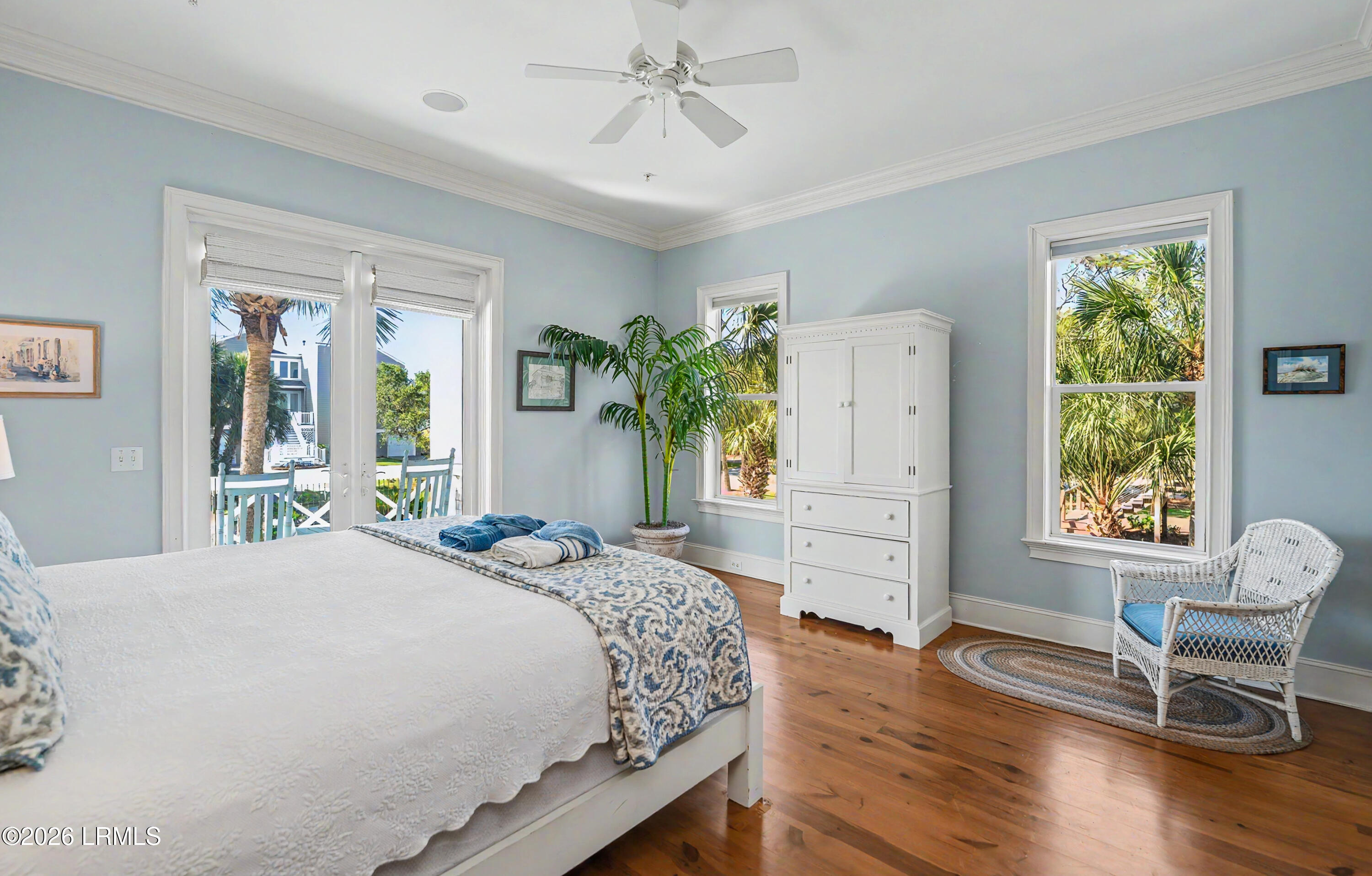 455 Tarpon Boulevard