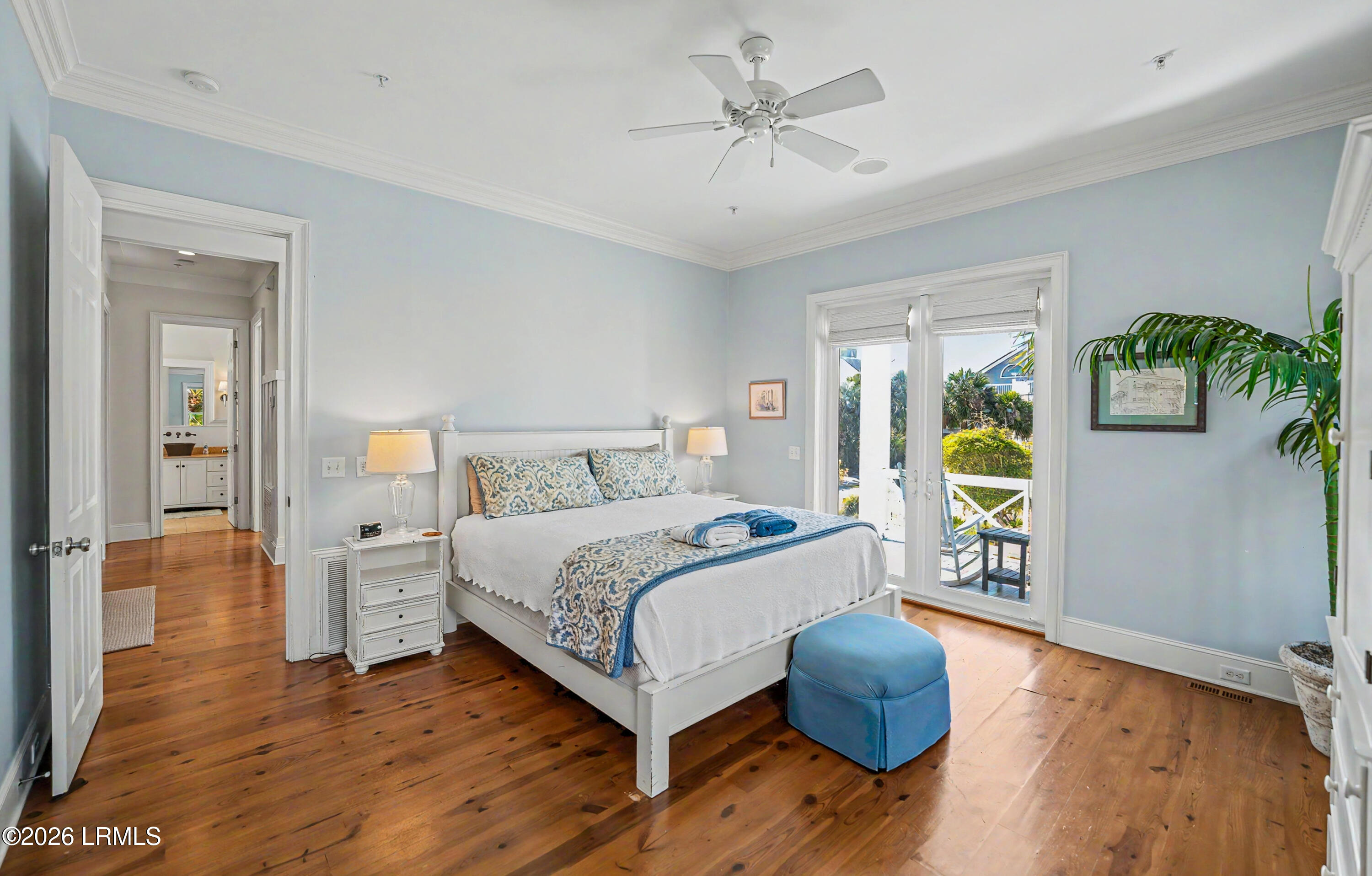 455 Tarpon Boulevard