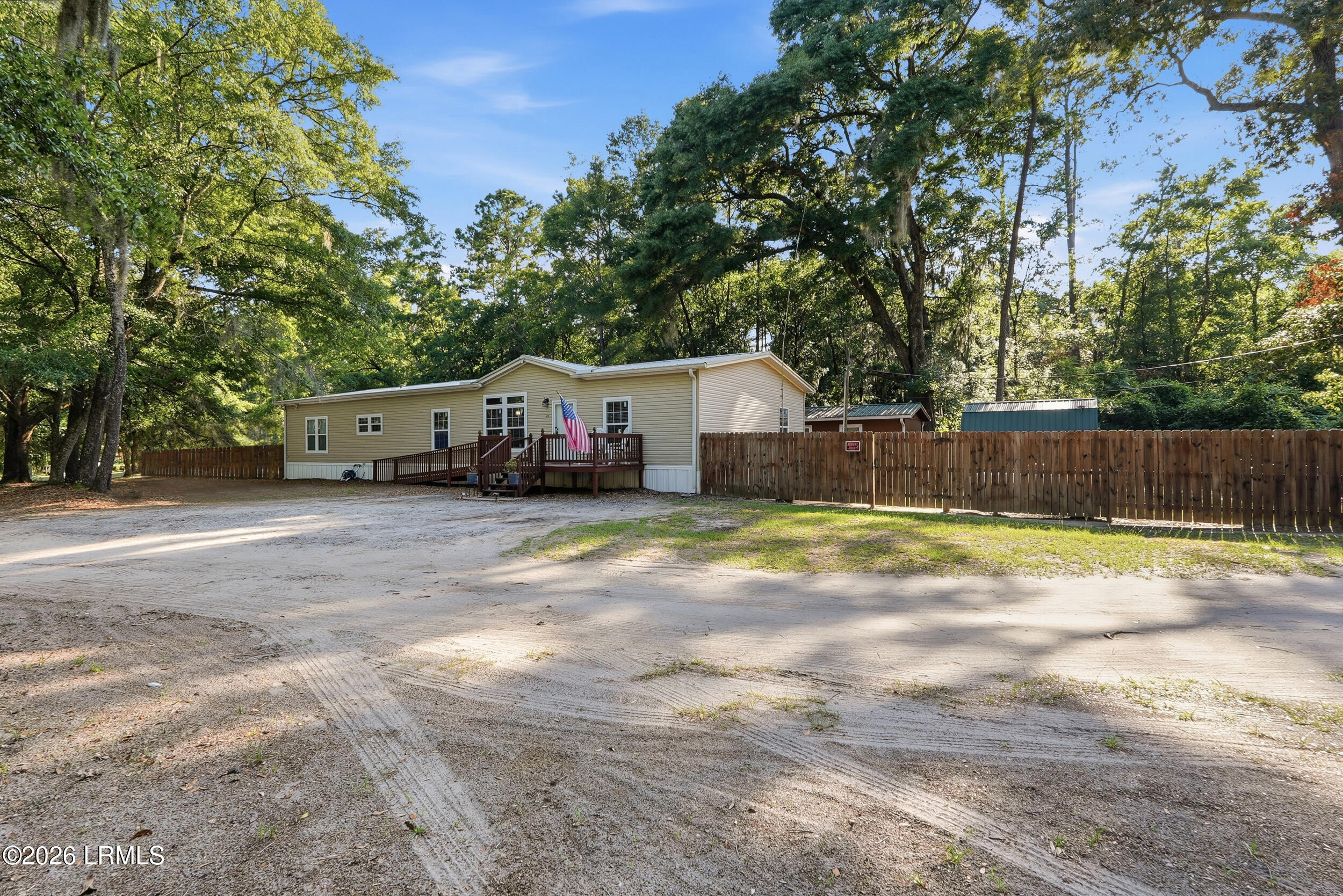 25 Billy Hill Road