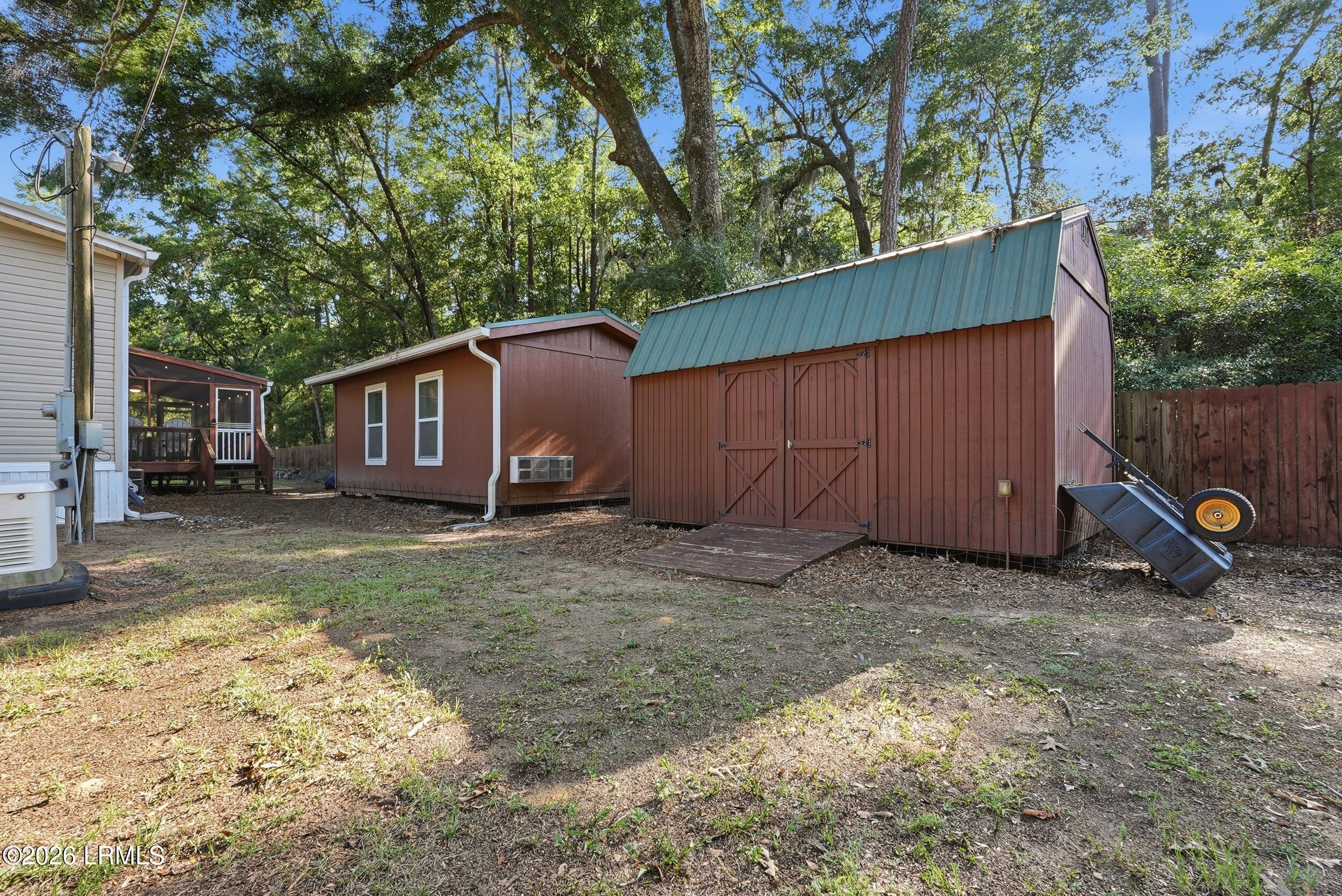 25 Billy Hill Road