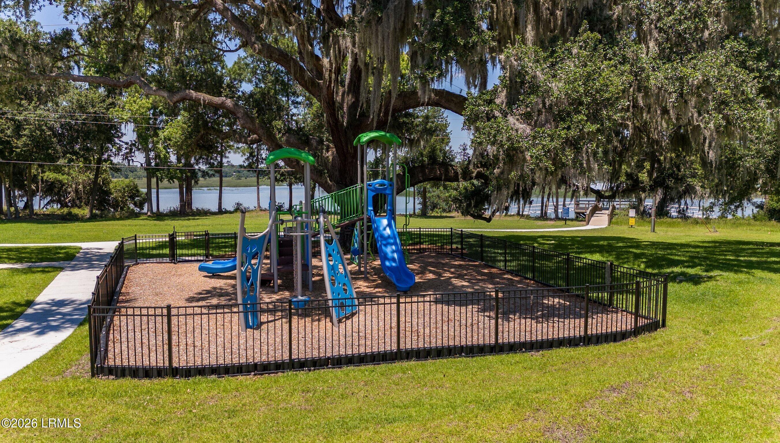 1214 Brackish Court