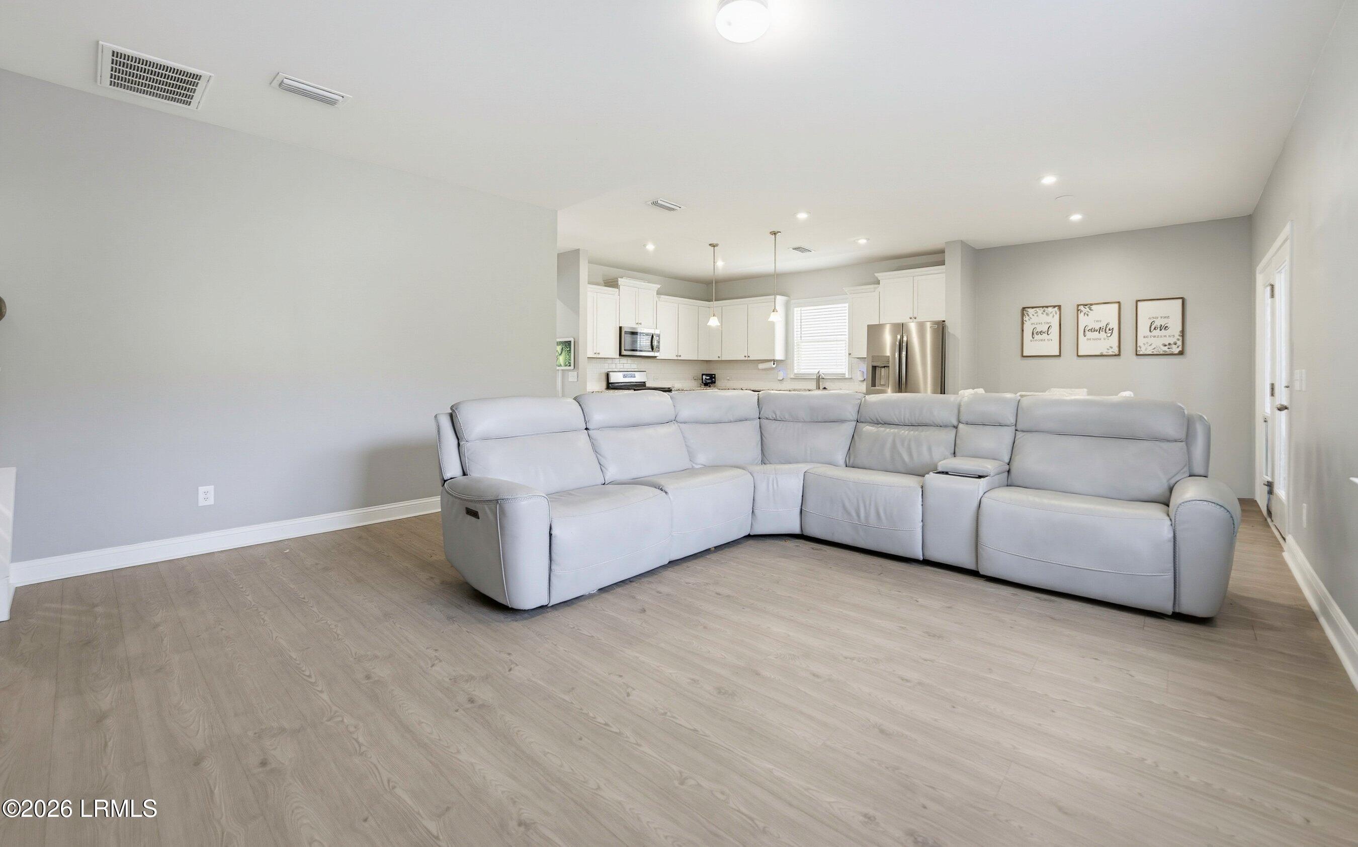 1214 Brackish Court
