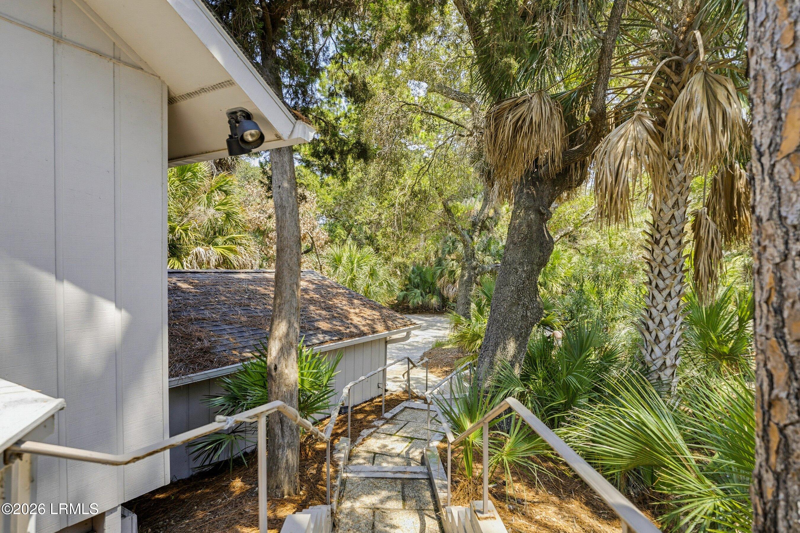 868 Sabal Court