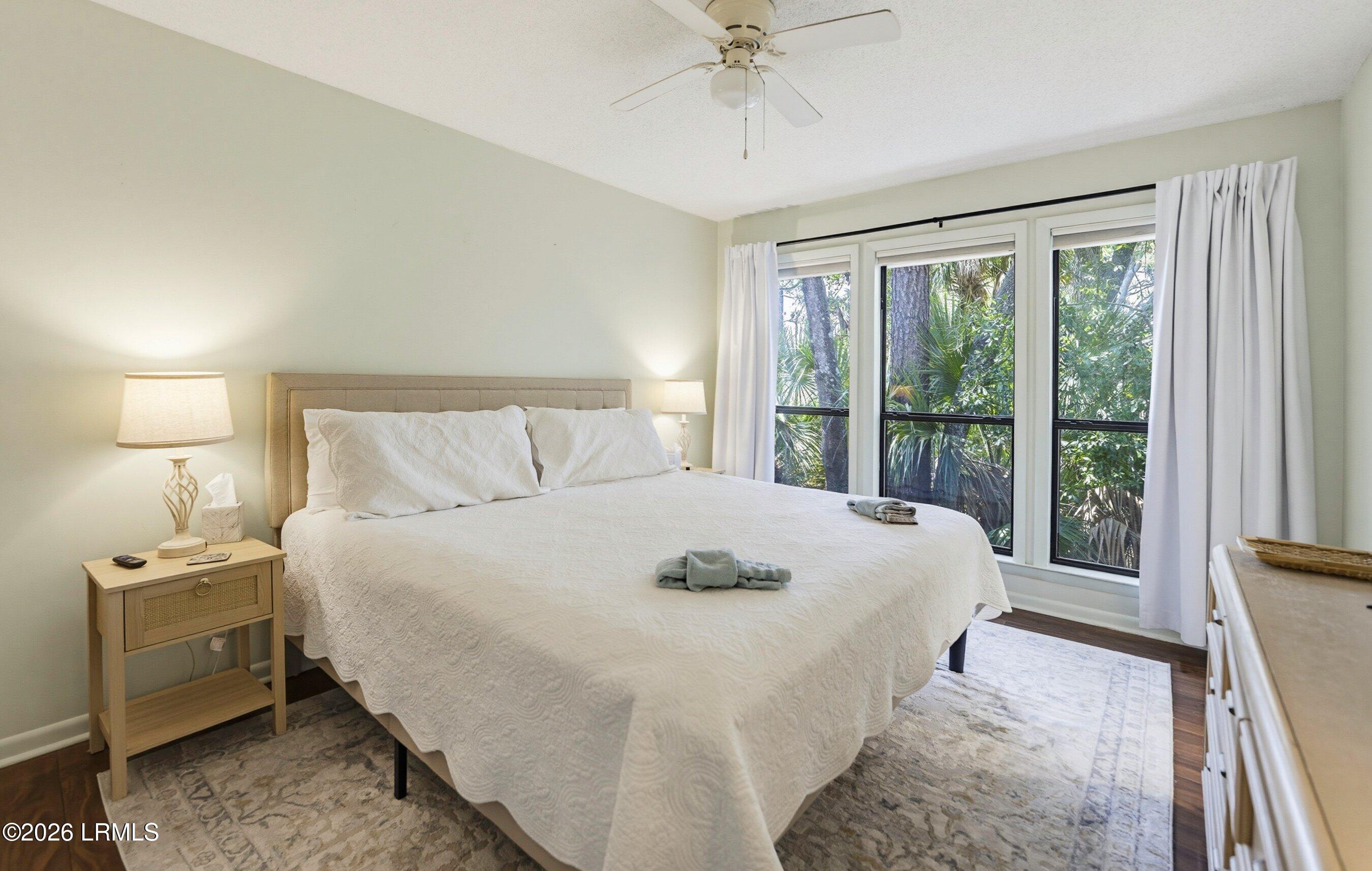 868 Sabal Court