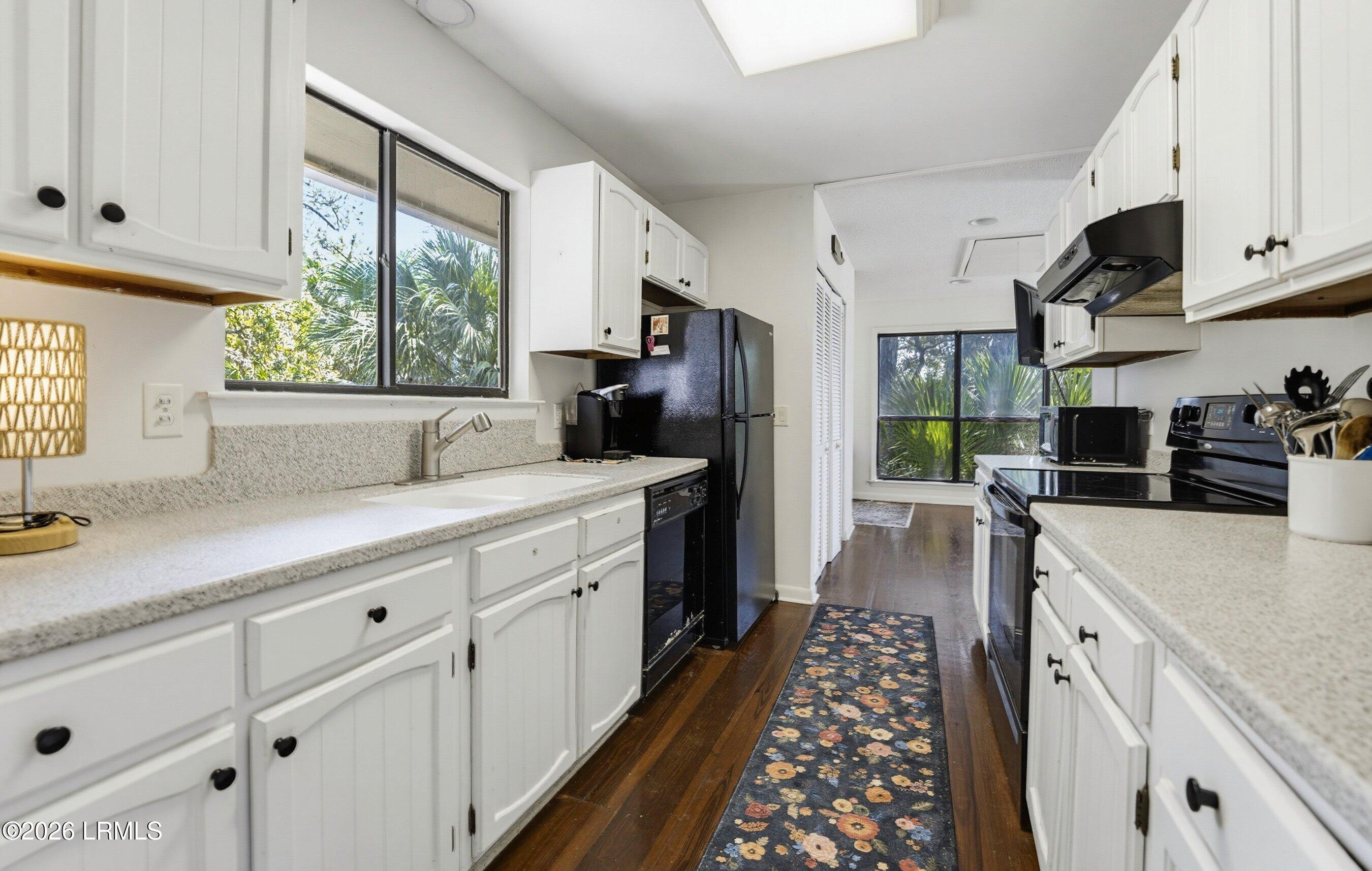 868 Sabal Court