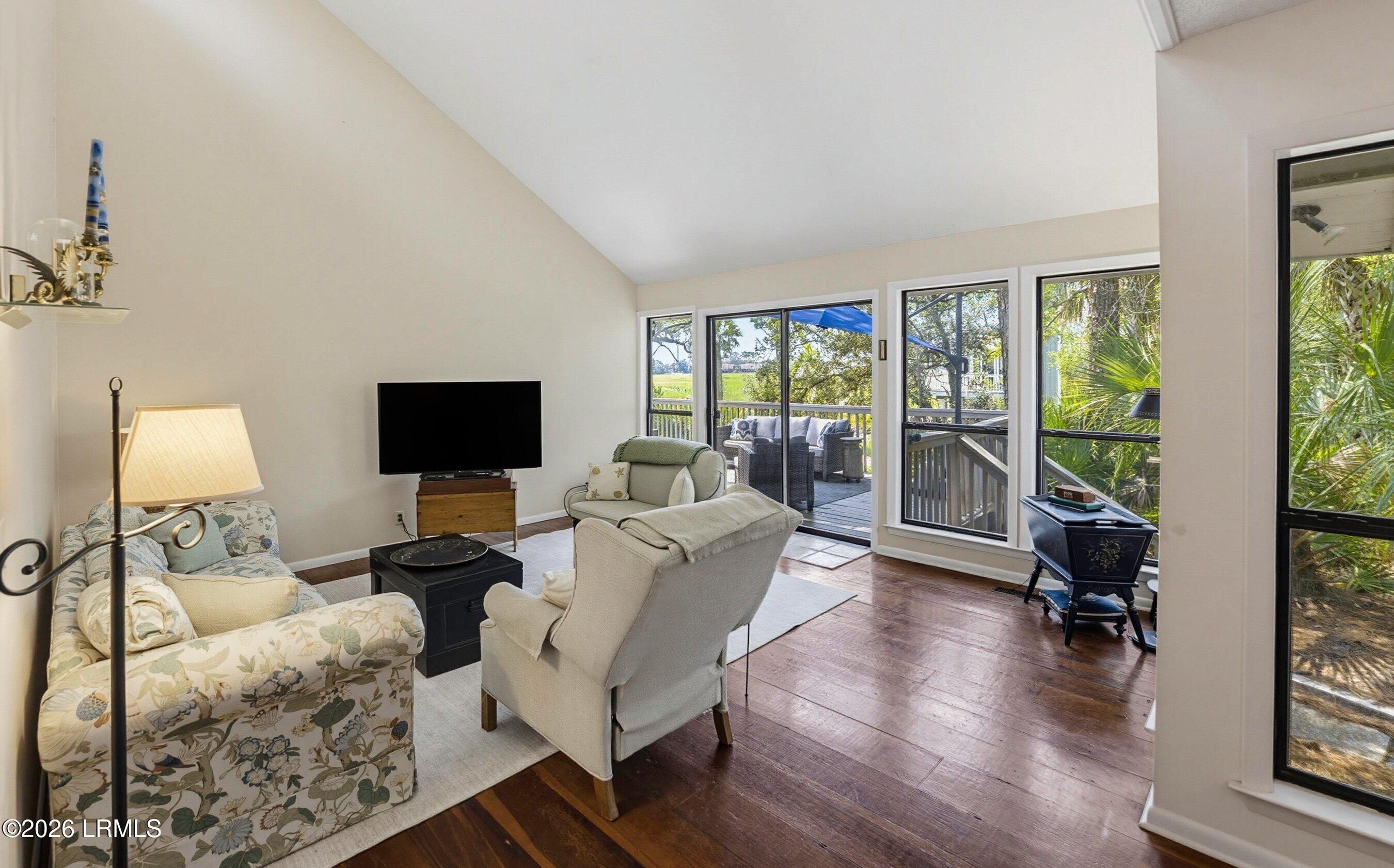 868 Sabal Court