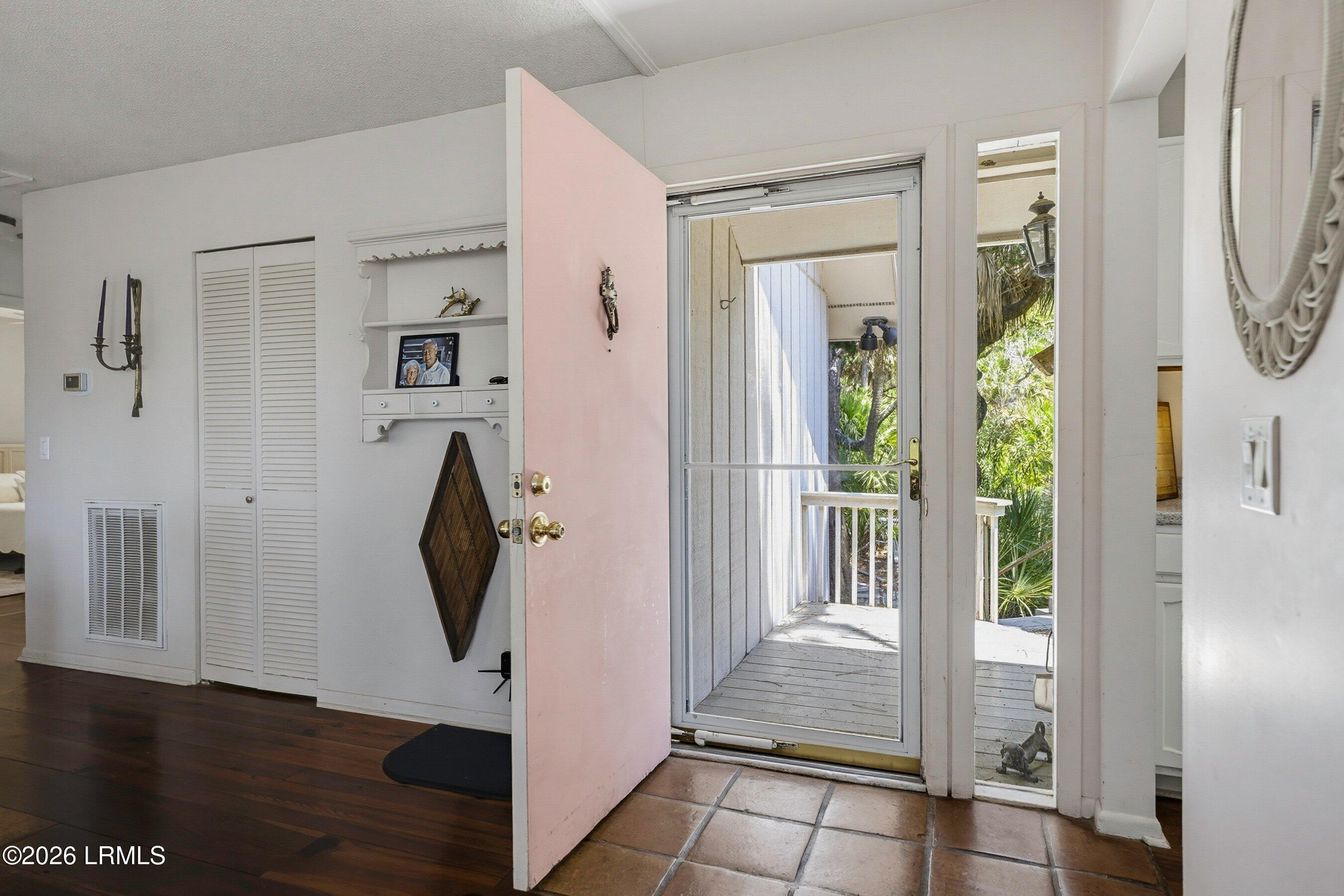 868 Sabal Court