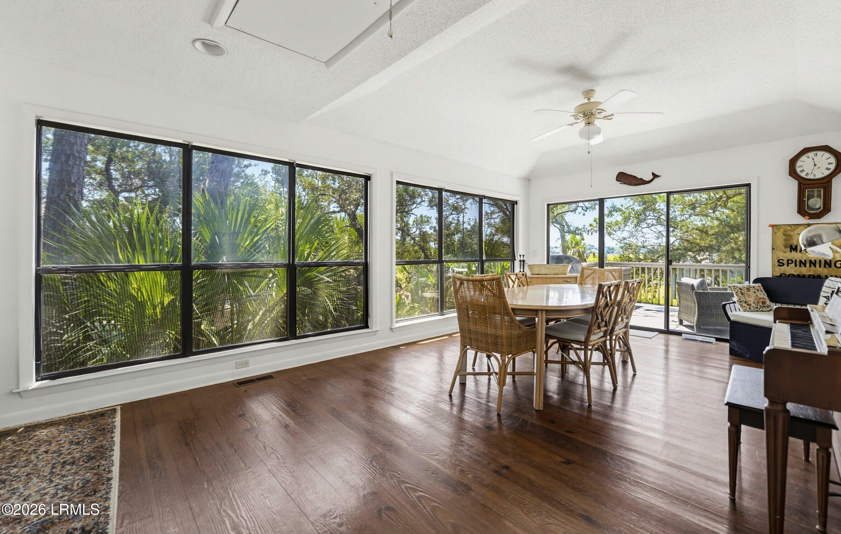 868 Sabal Court