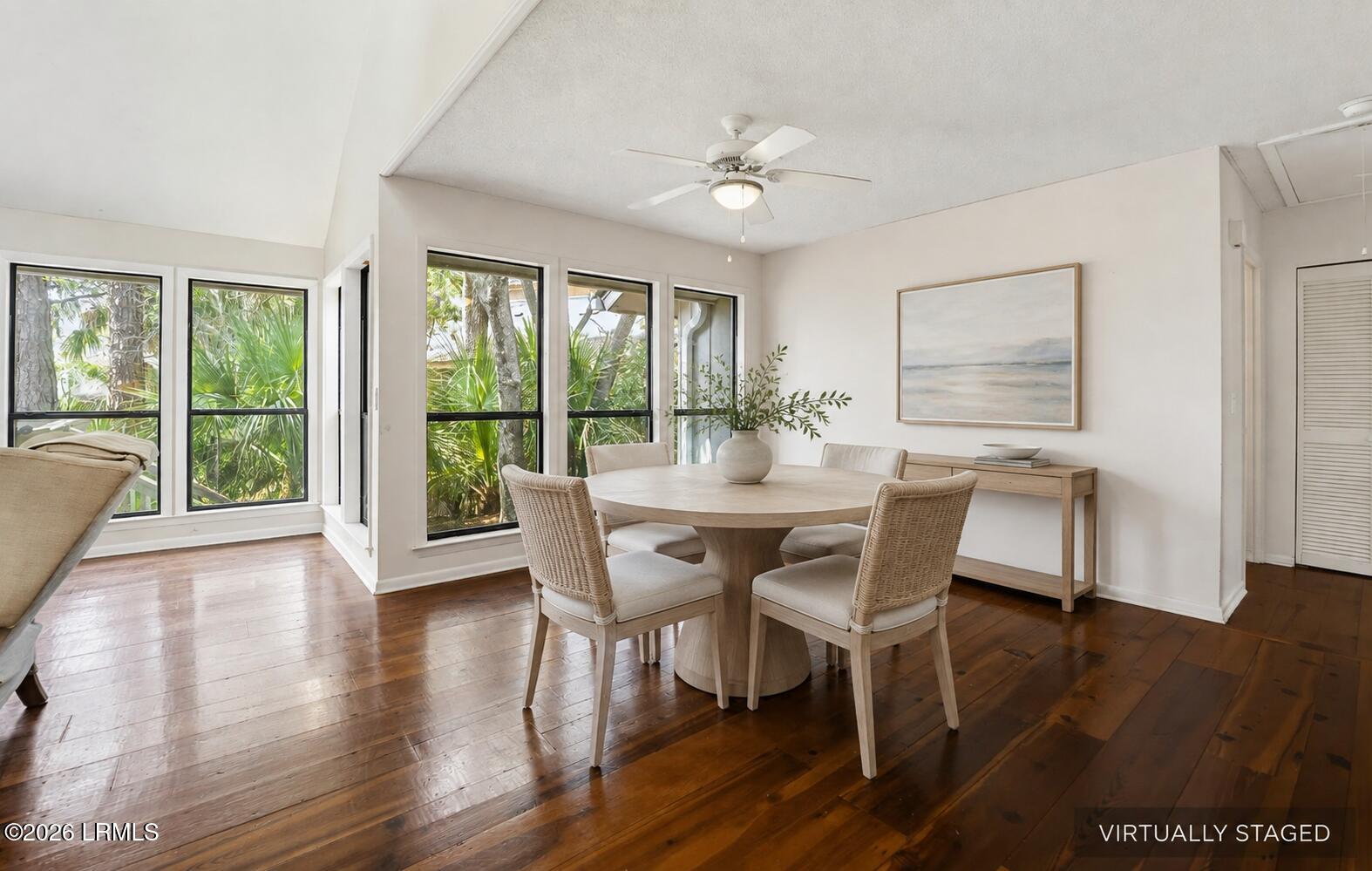 868 Sabal Court